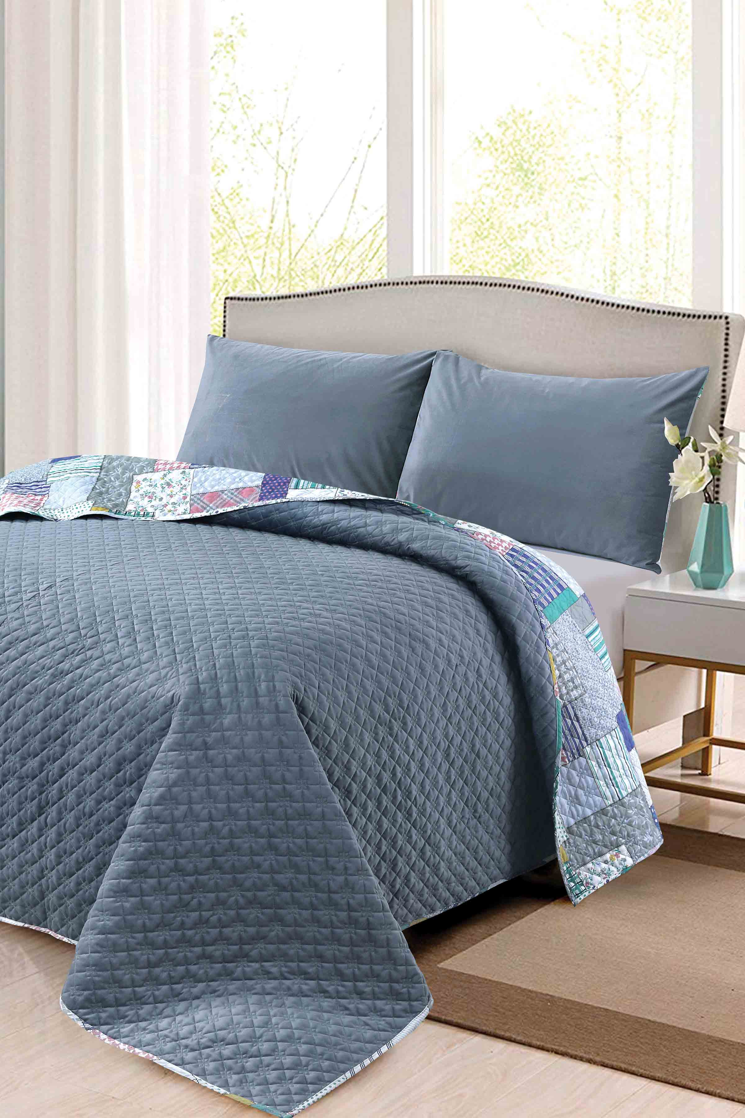 10044-Vinca-Bed-Spread-1.jpg Vinca Bed Spread