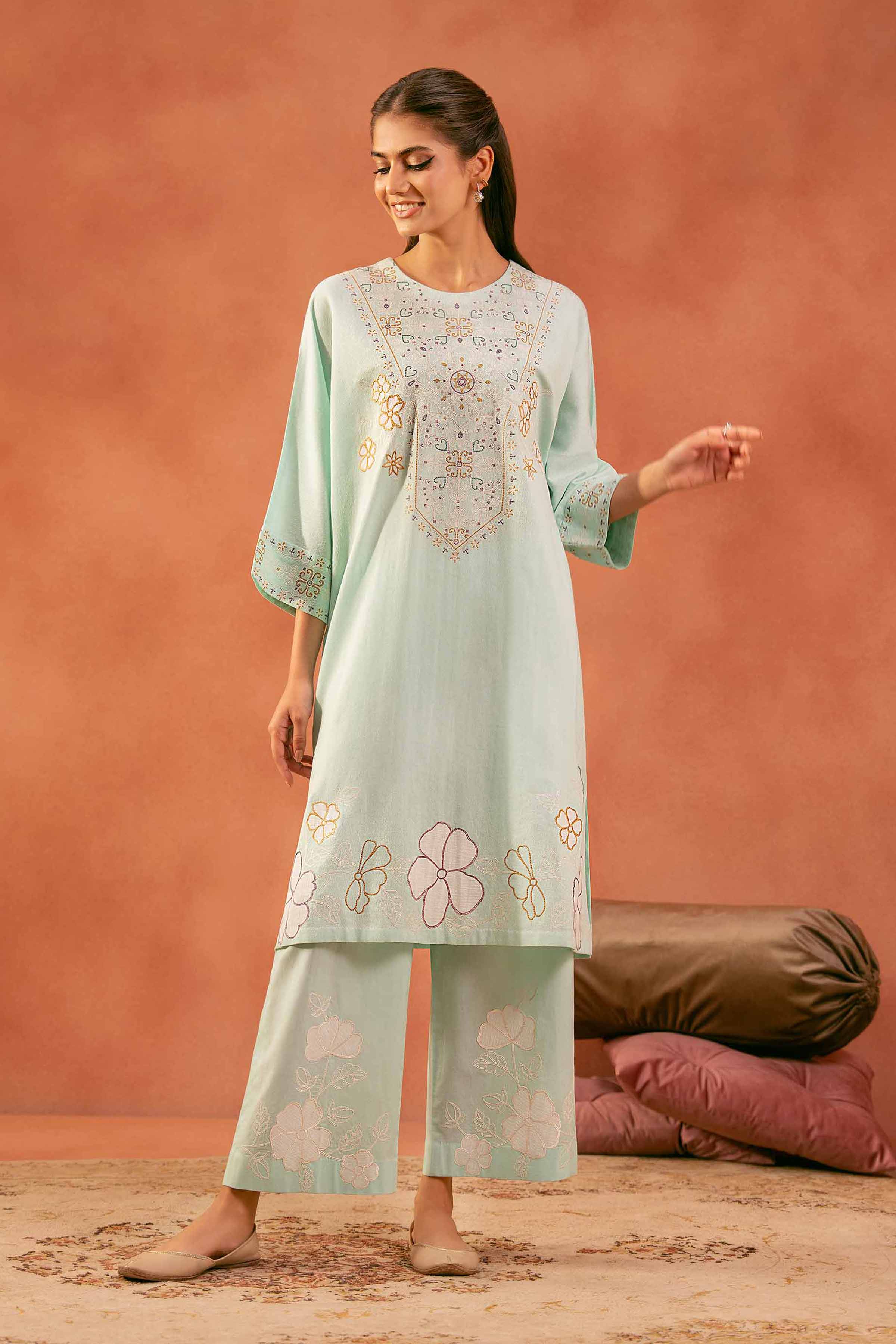10641-2-Piece-Embroidered-Suit-KFE25-150-1.jpg 2 Piece - Embroidered Suit - KFE25-150