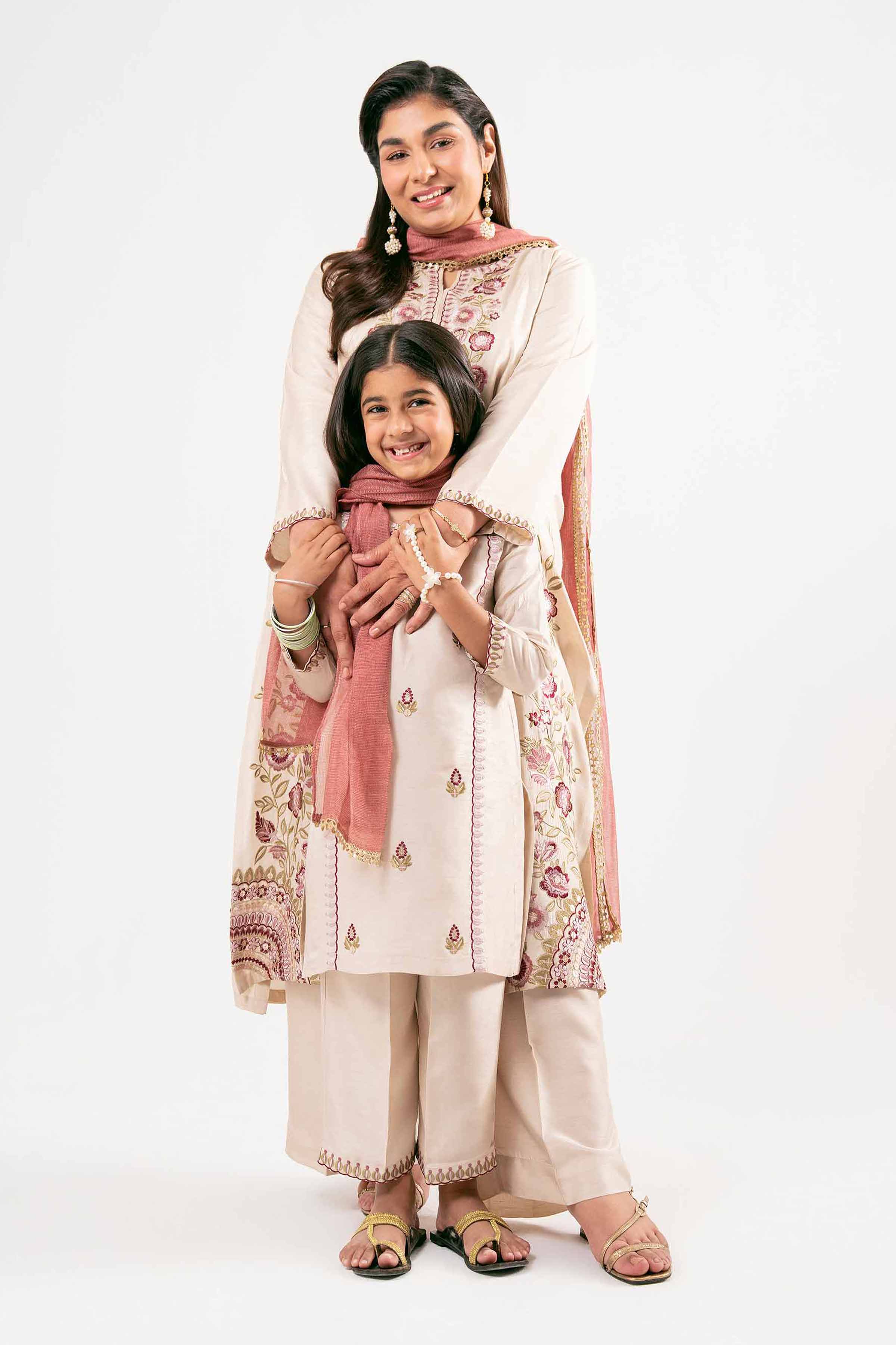 10697-3-Piece-Embroidered-Suit-PMD25-14-D-11.jpg 3 Piece - Embroidered Suit - PMD25-14 D