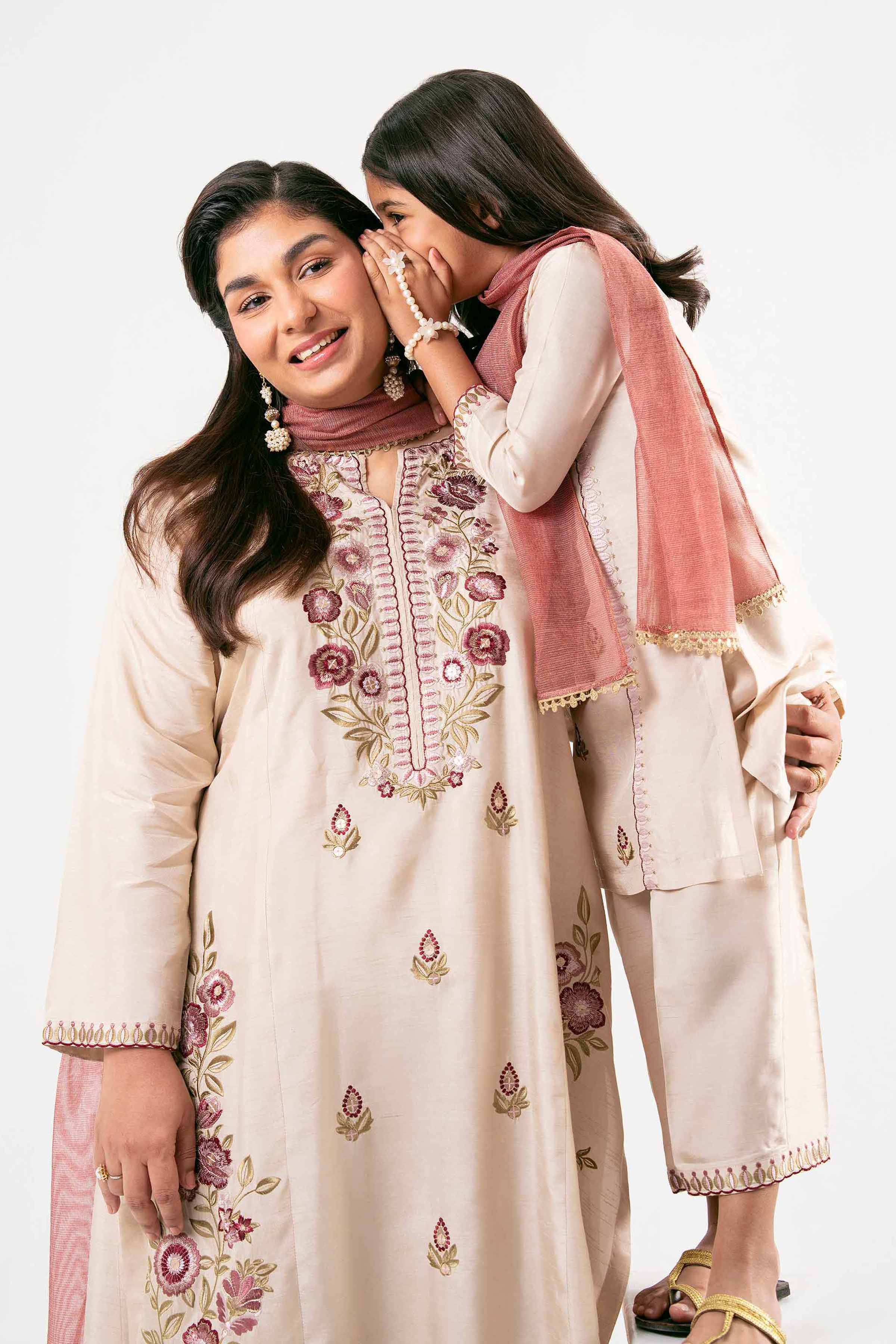 10697-3-Piece-Embroidered-Suit-PMD25-14-D-12.jpg 3 Piece - Embroidered Suit - PMD25-14 D