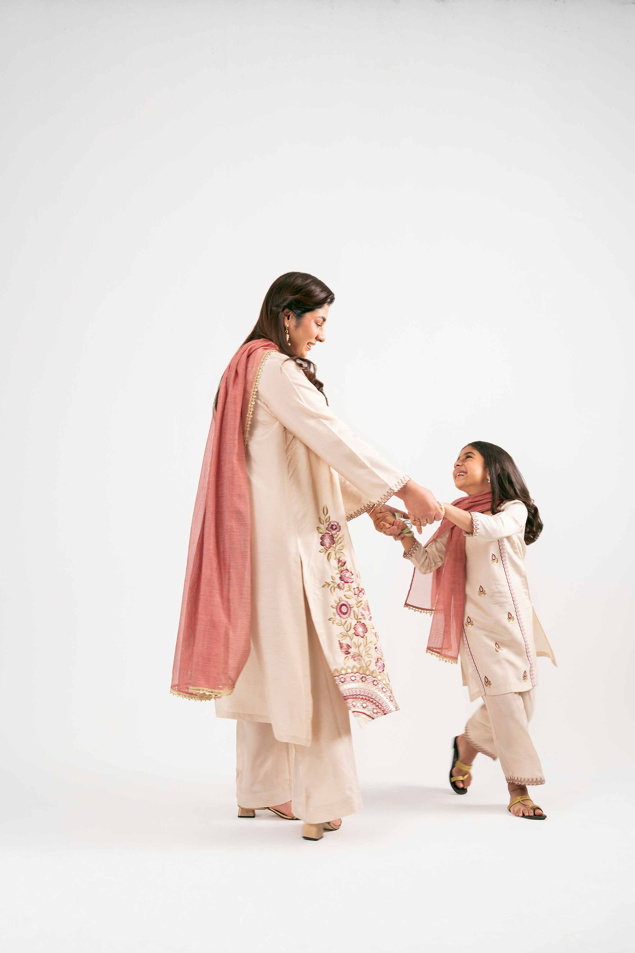 10697-3-Piece-Embroidered-Suit-PMD25-14-D-13.jpg 3 Piece - Embroidered Suit - PMD25-14 D