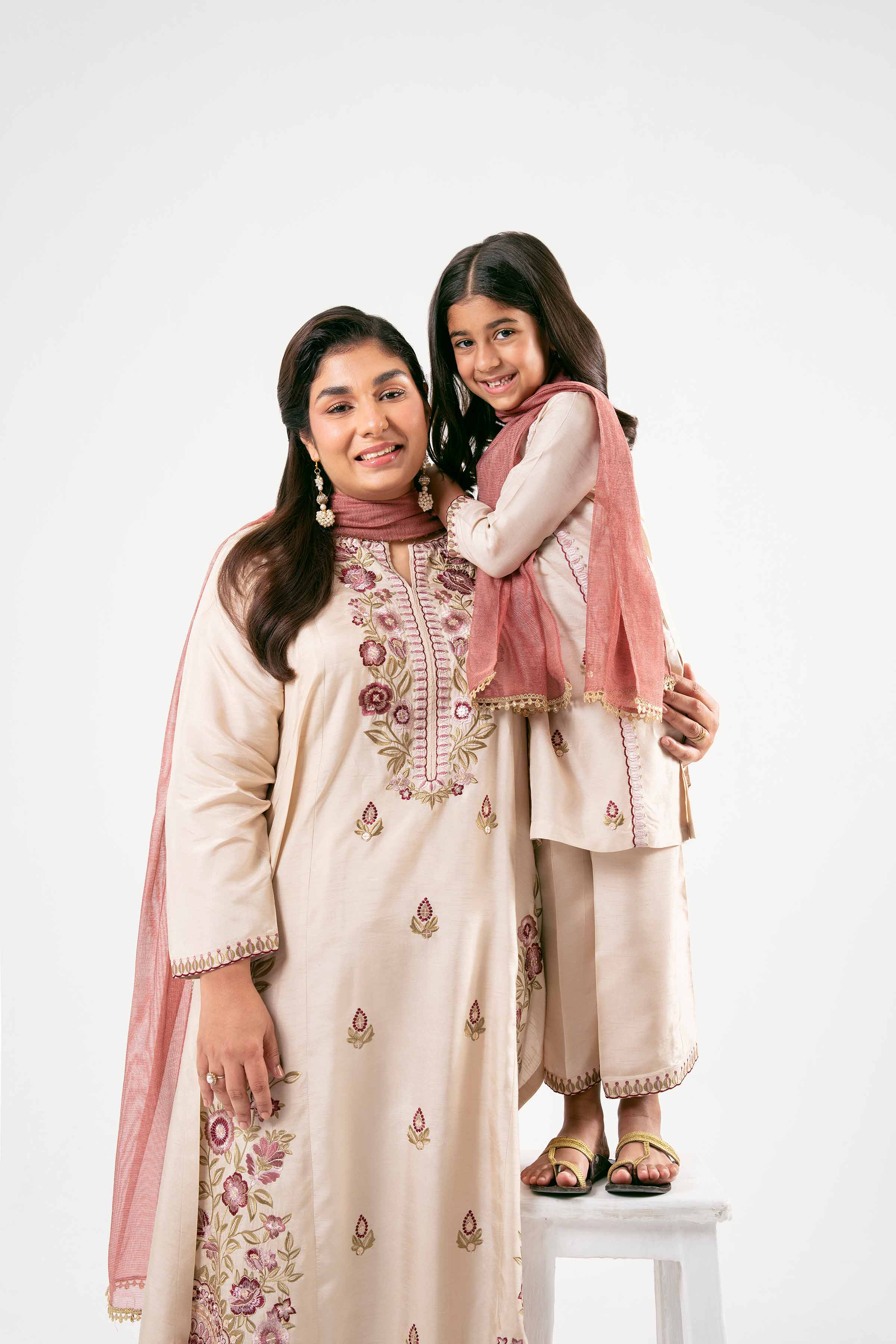 10697-3-Piece-Embroidered-Suit-PMD25-14-D-15.jpg 3 Piece - Embroidered Suit - PMD25-14 D