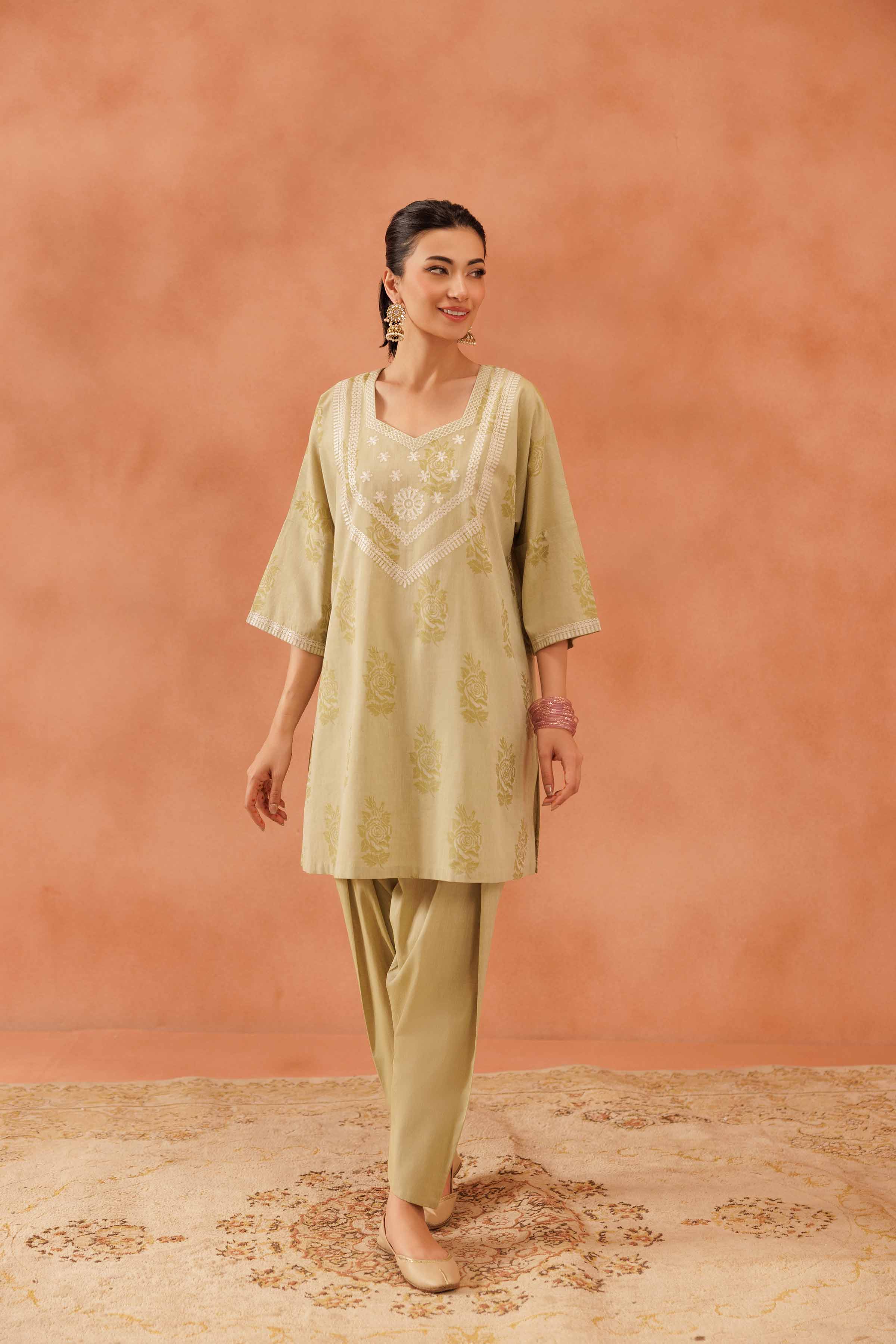 10877-2-Piece-Embroidered-Suit-KFE25-132-10.jpg 2 Piece - Embroidered Suit - KFE25-132