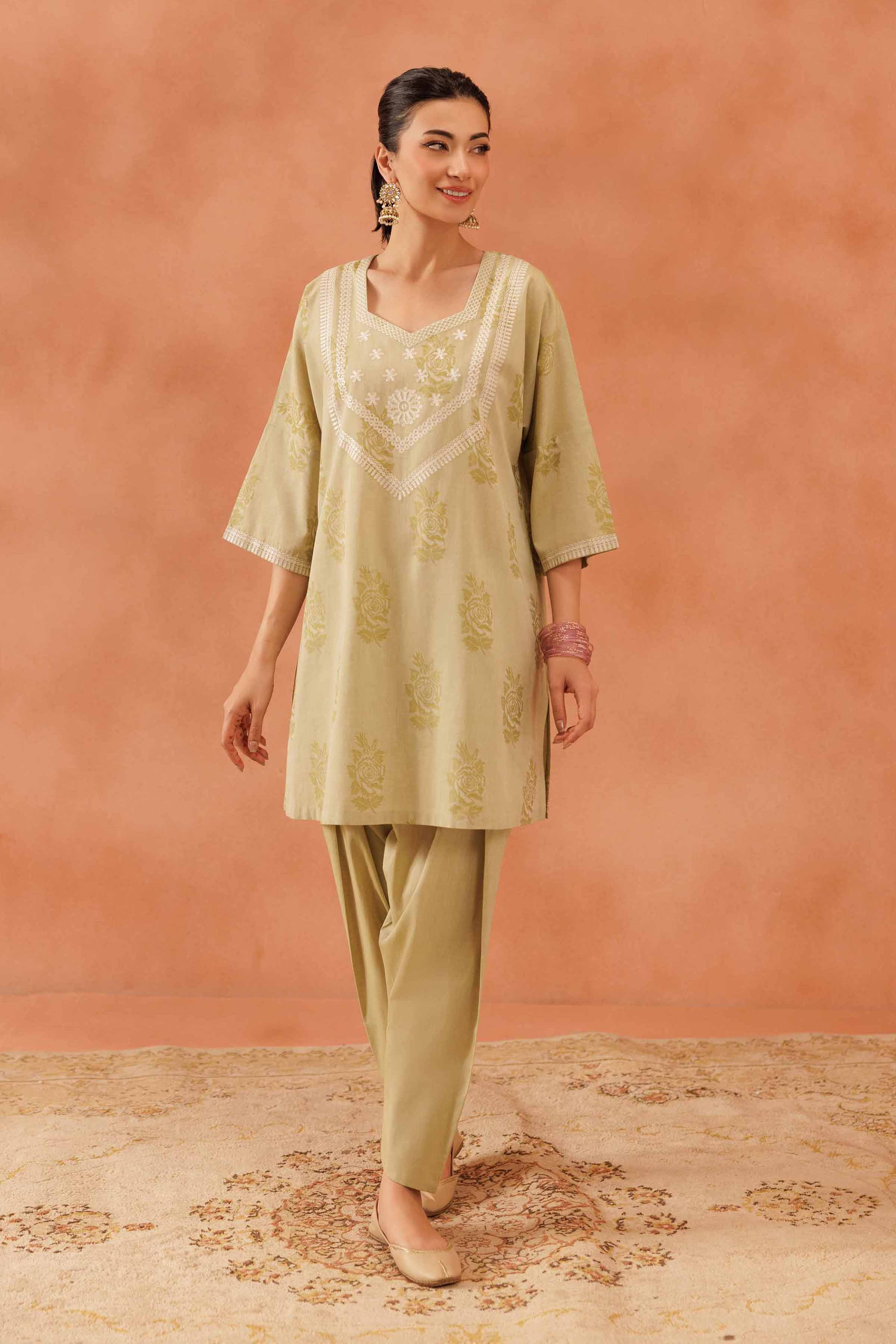 10877-2-Piece-Embroidered-Suit-KFE25-132-2.jpg 2 Piece - Embroidered Suit - KFE25-132