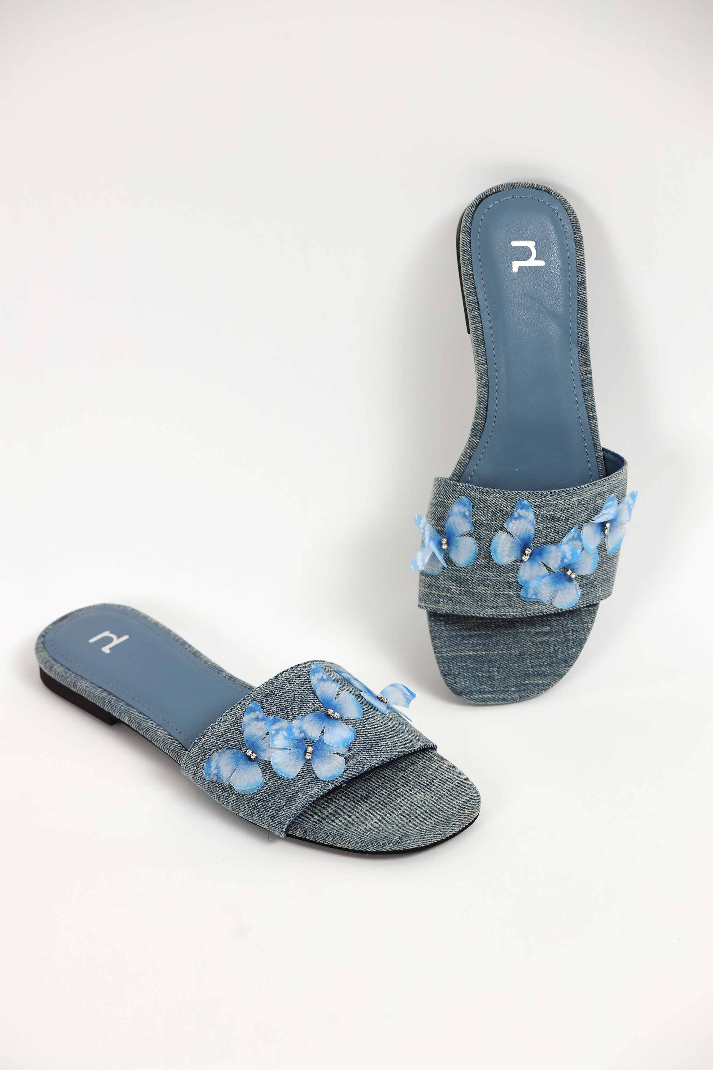 Light Grey Chappal-439002911