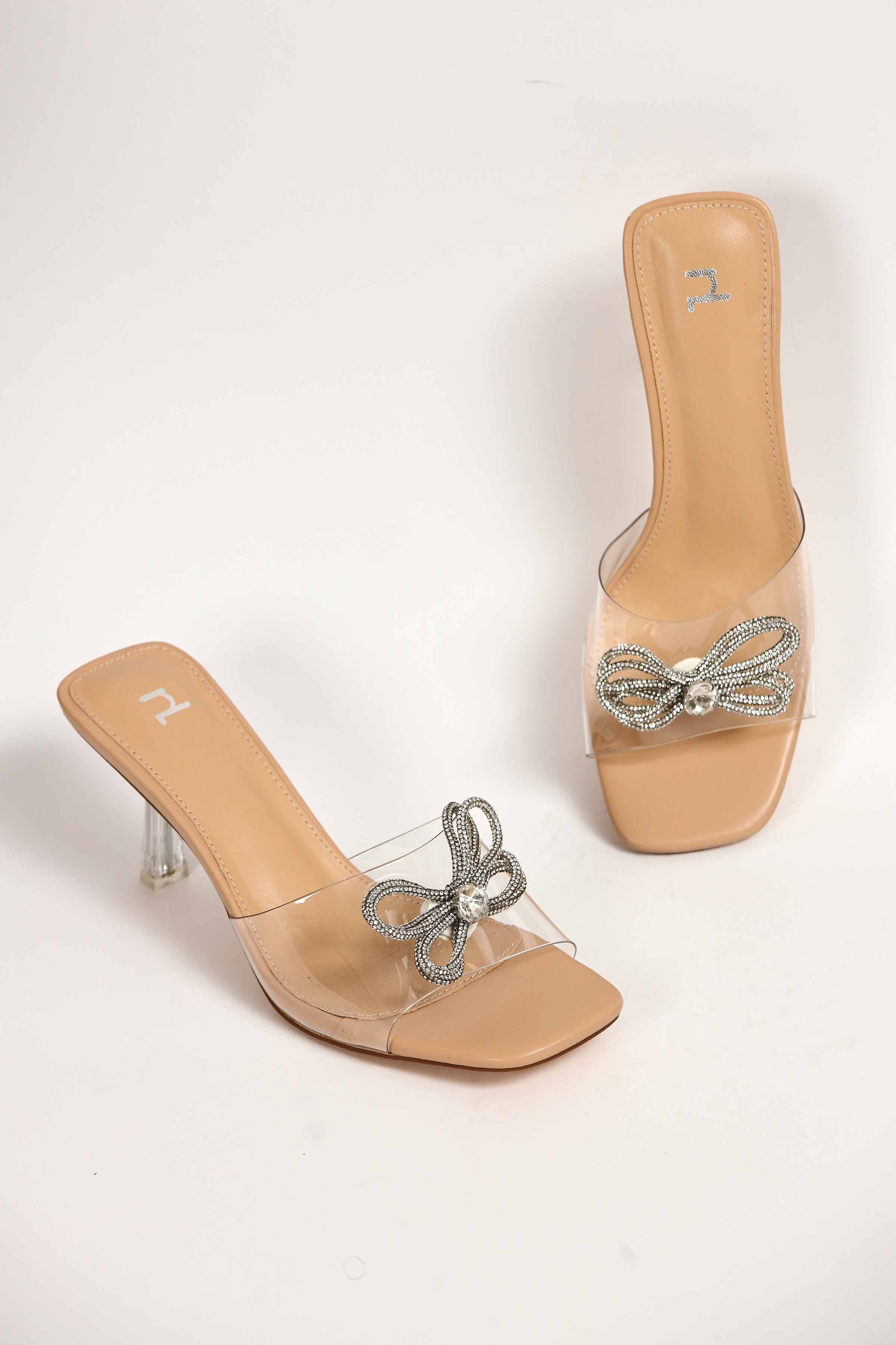 Beige Chappal-439222918
