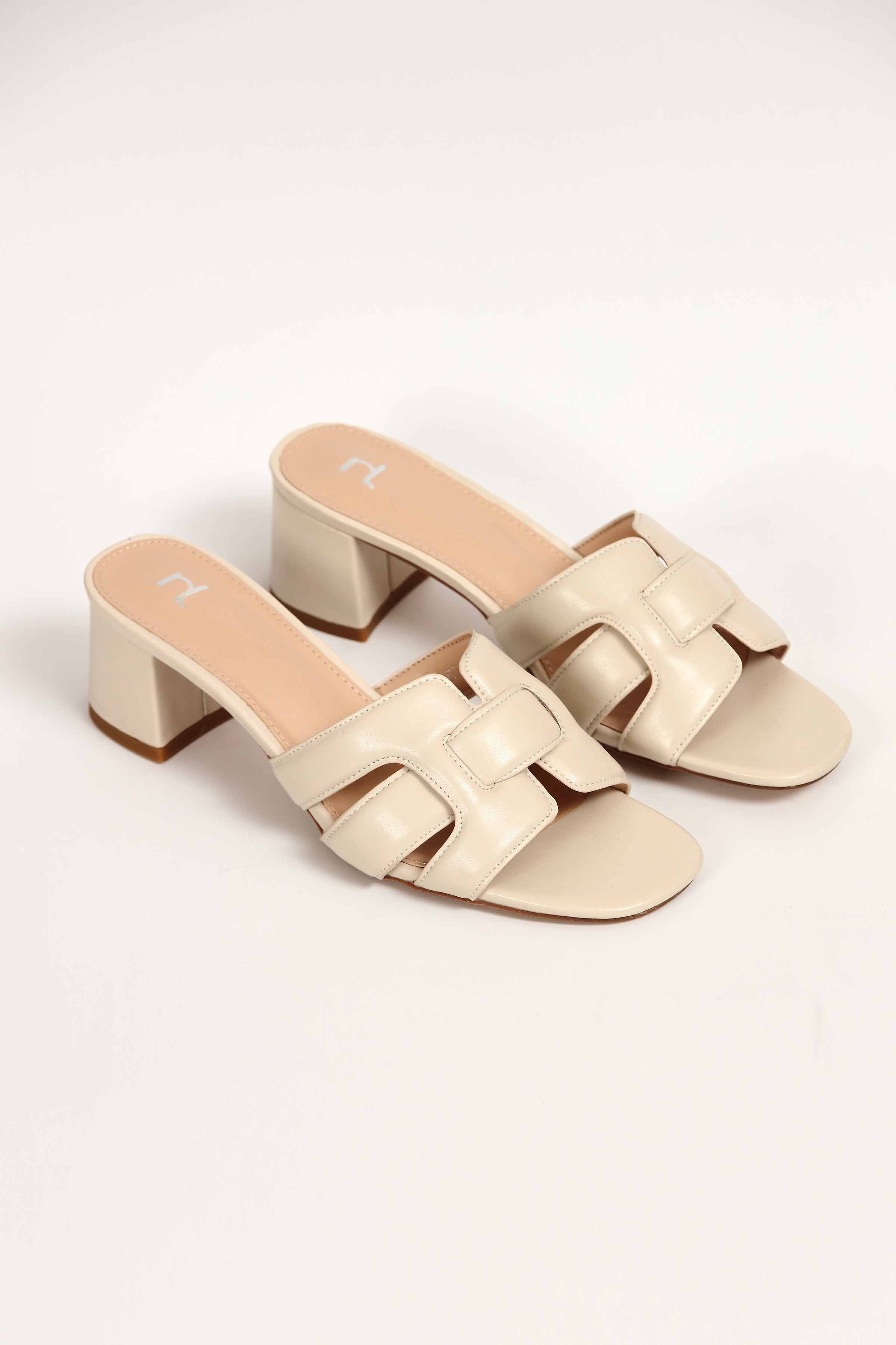 12486-Off-White-Chappal-439042907-2.jpg Off White Chappal-439042907