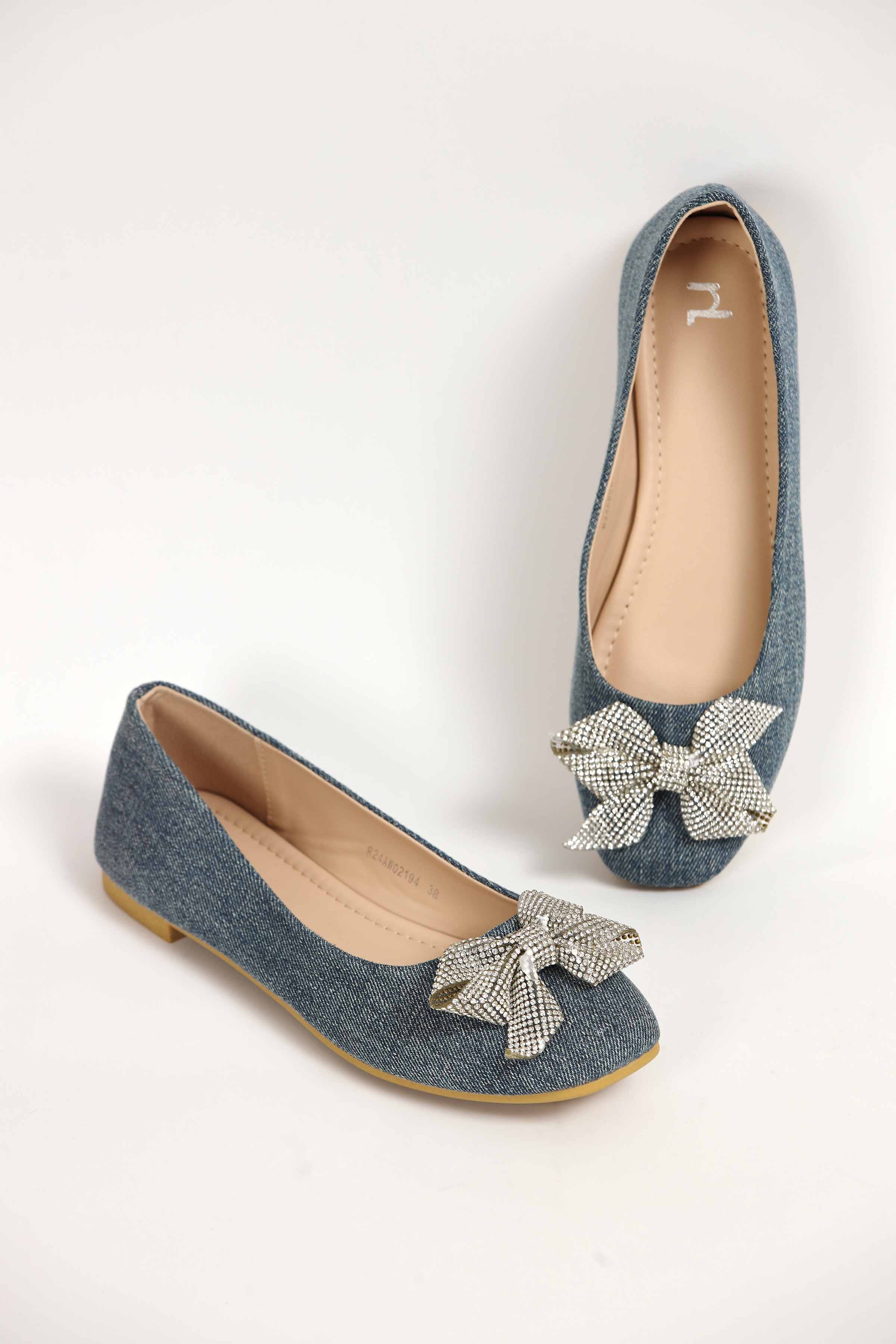 12557-Navy-Pumps-439132921-1.jpg Navy Pumps-439132921