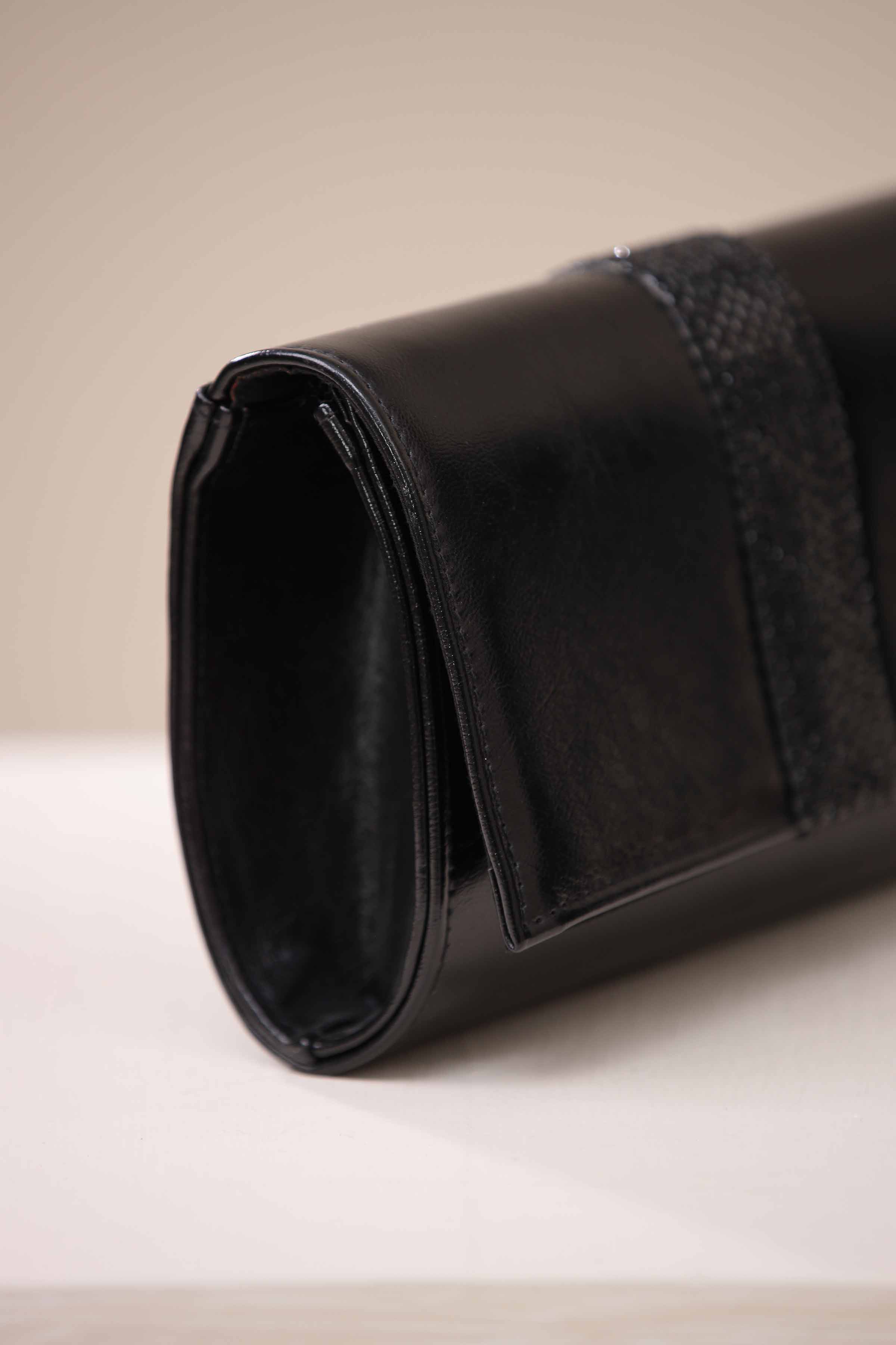 12811-Black-Shoulder-Bag-444582103-3.jpg Black Shoulder Bag-444582103