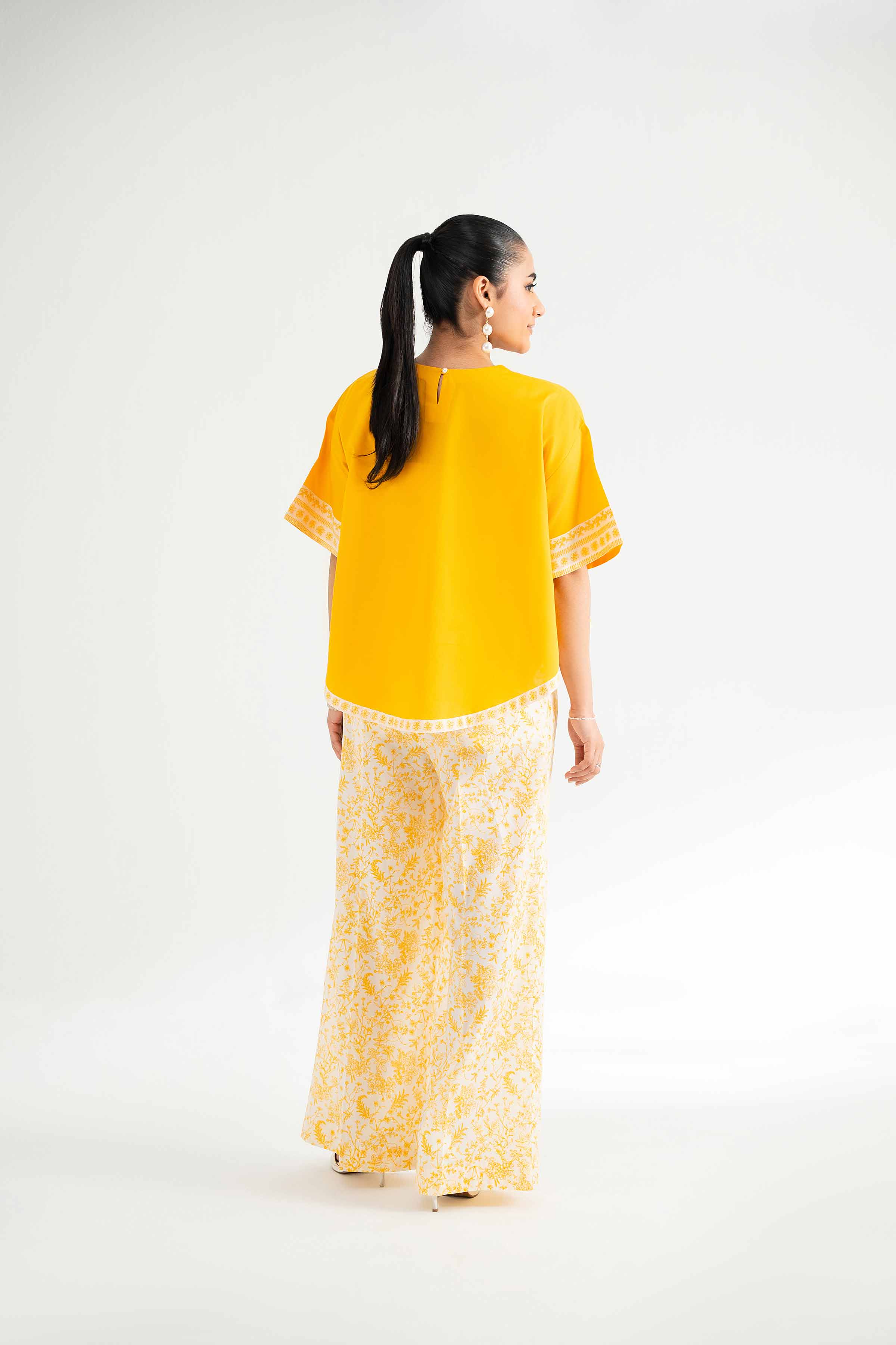 1299-2-Piece-Printed-Suit-42501551-3.jpg 2 Piece - Printed Suit - 42501551