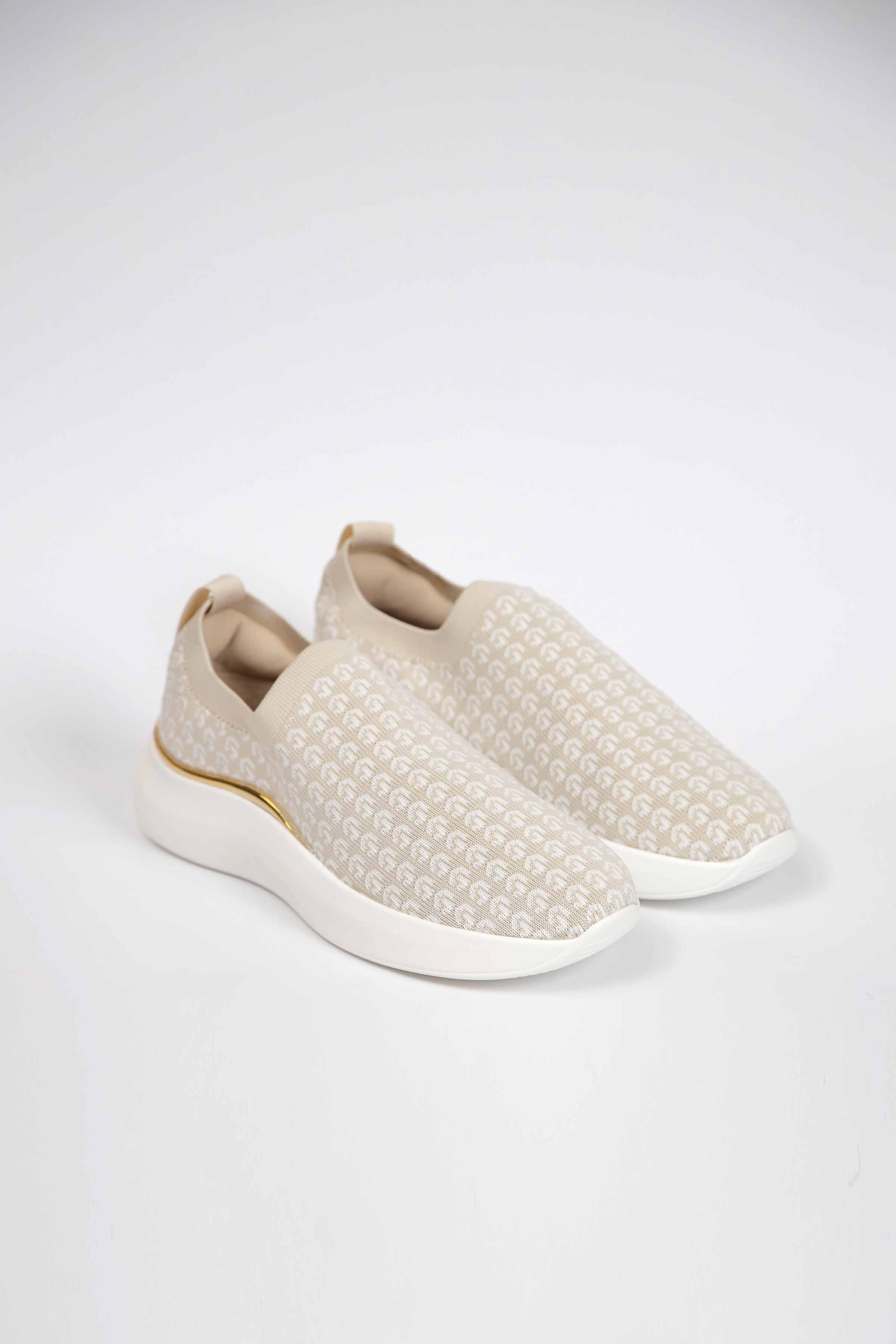 Beige Canvas-440502918