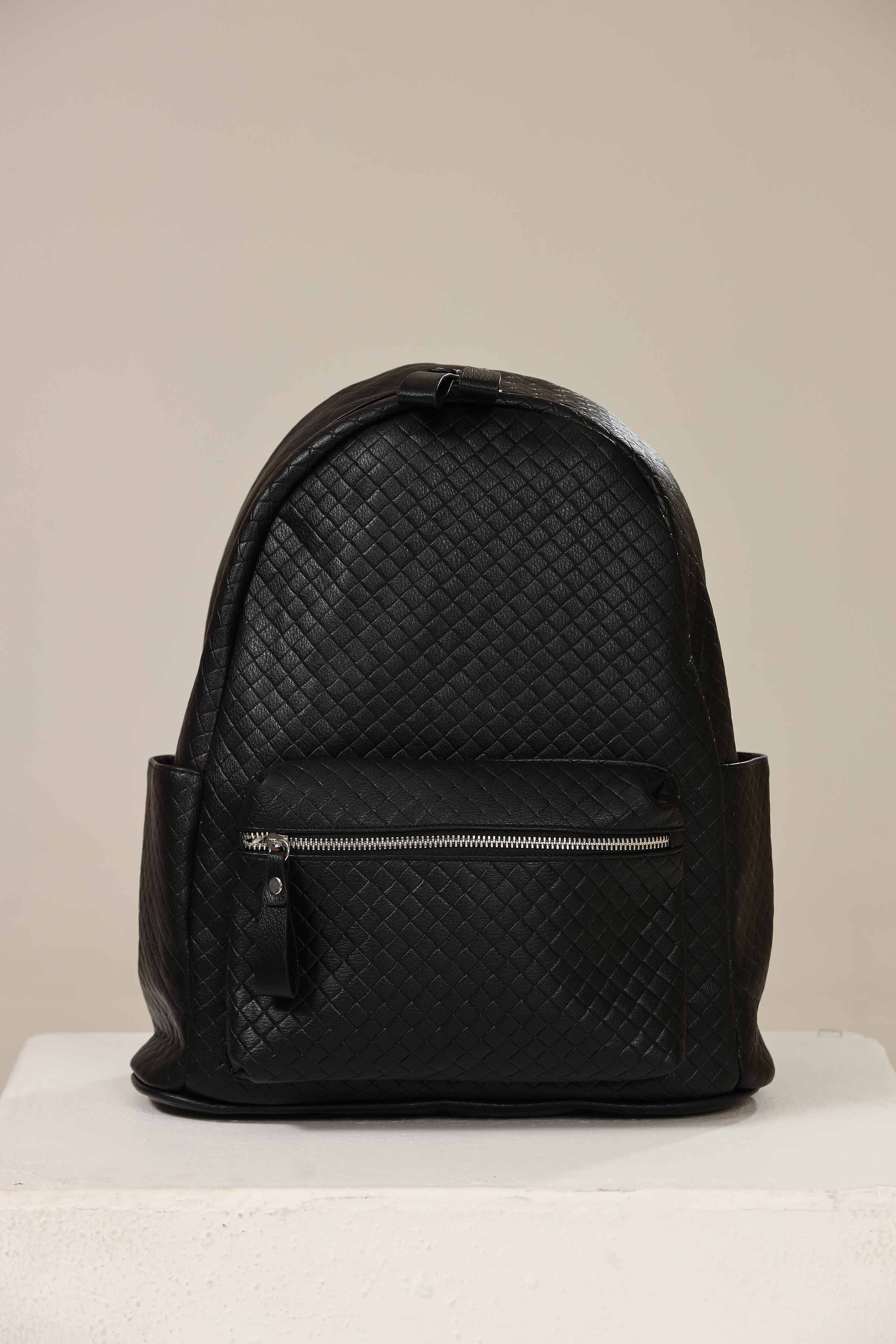 Black Back Pack-437692103