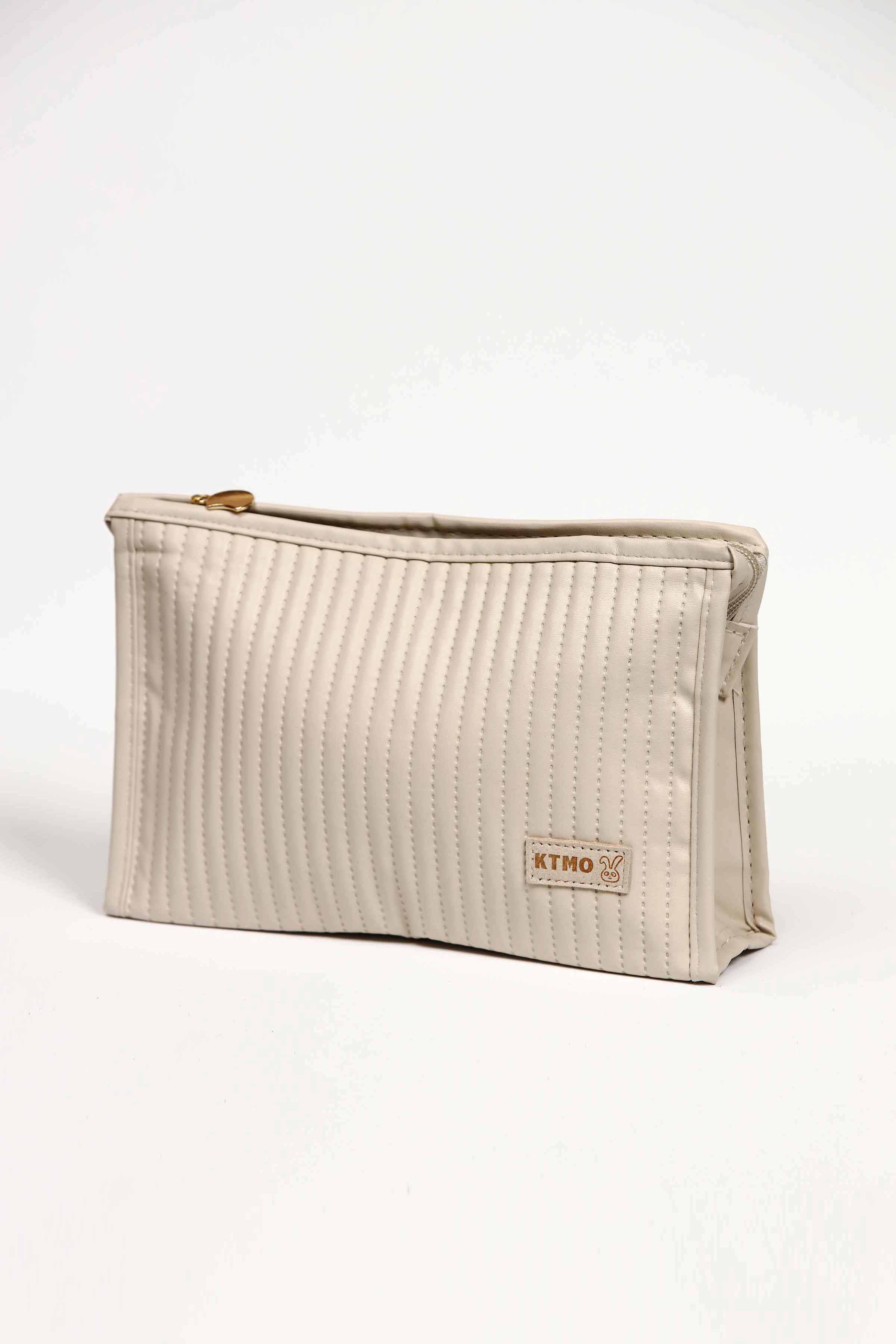 Off White Vanity Bag-437512107