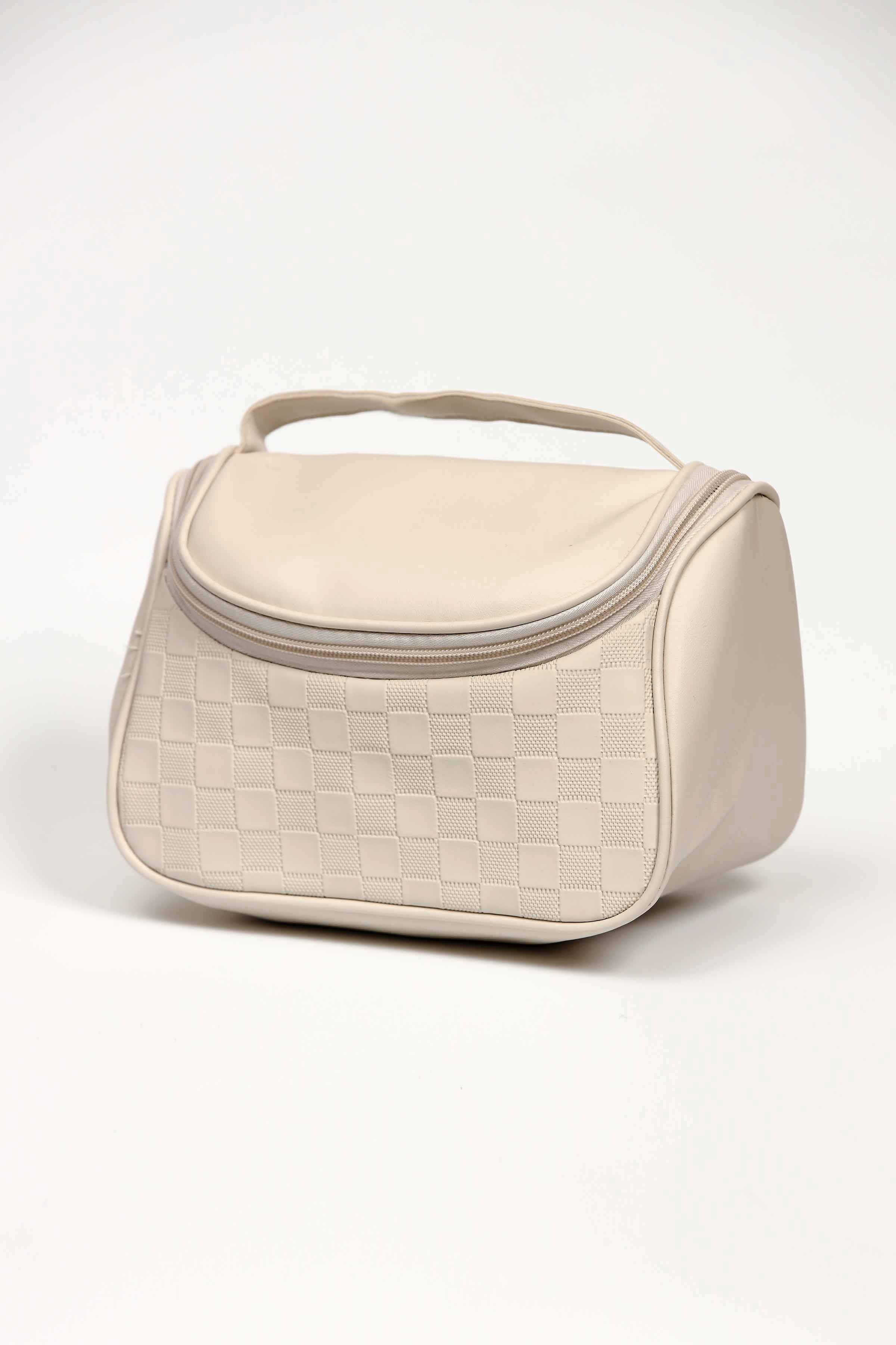 White Vanity Bag-437582112
