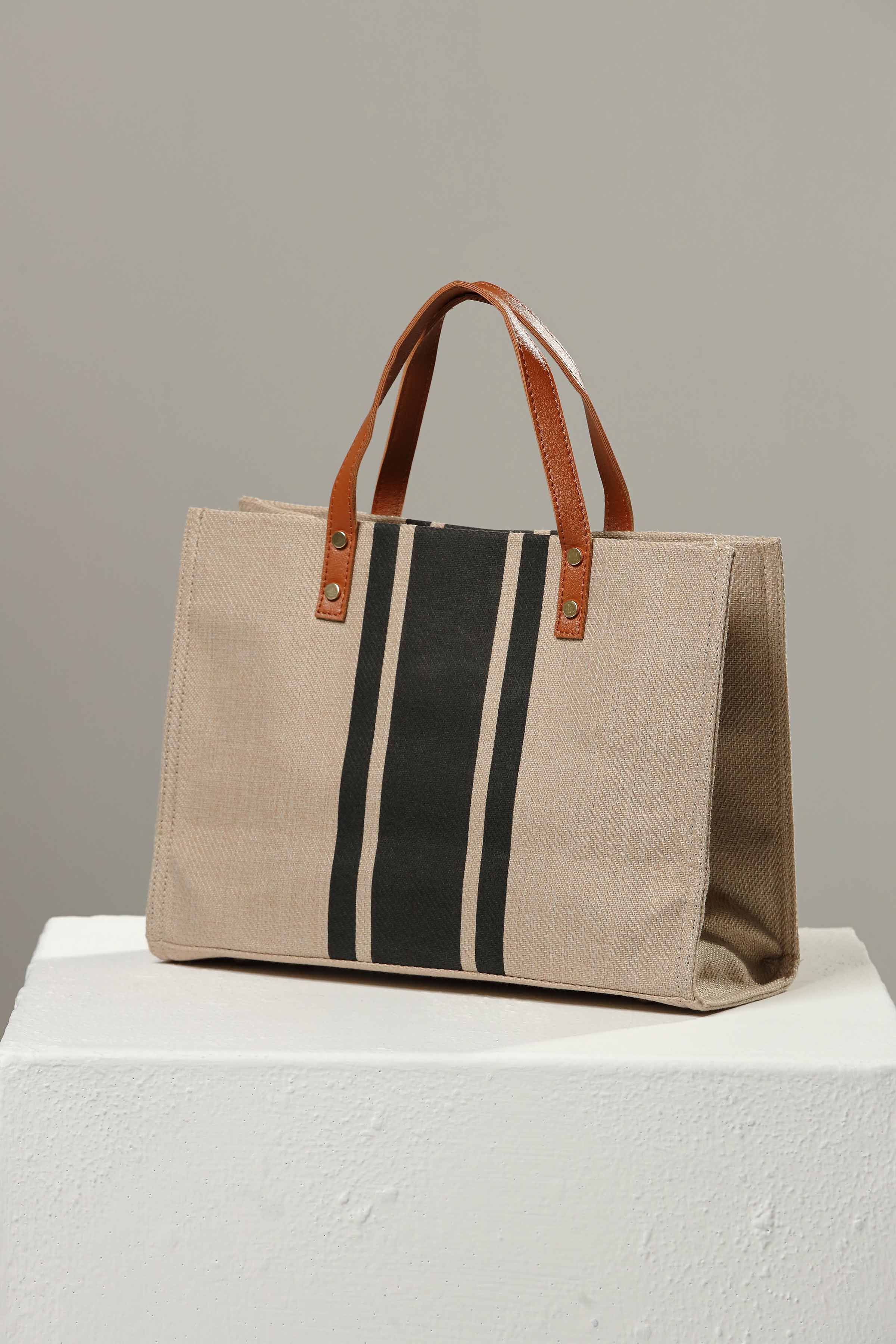 Beige Hand Bag-438692118
