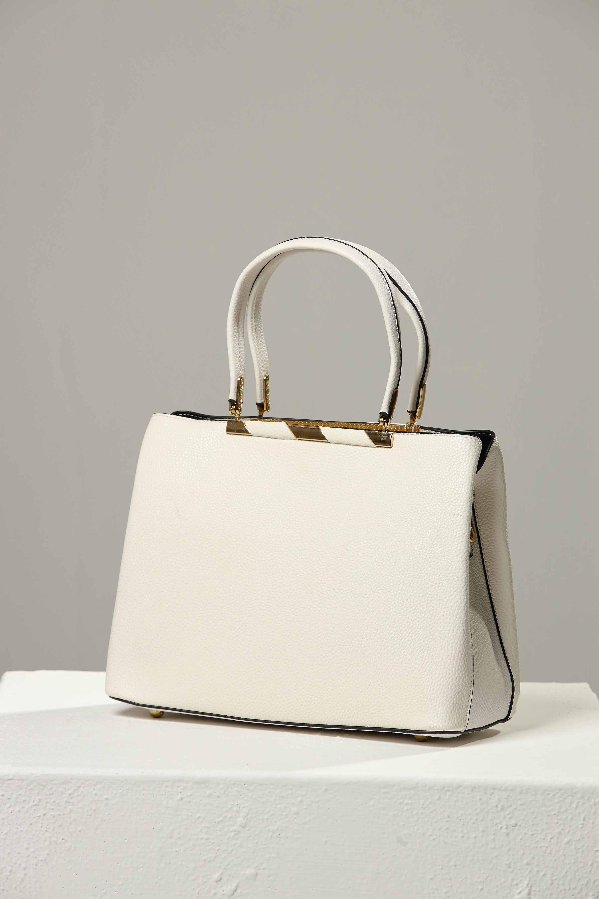 Off White Shoulder Bag-438352107