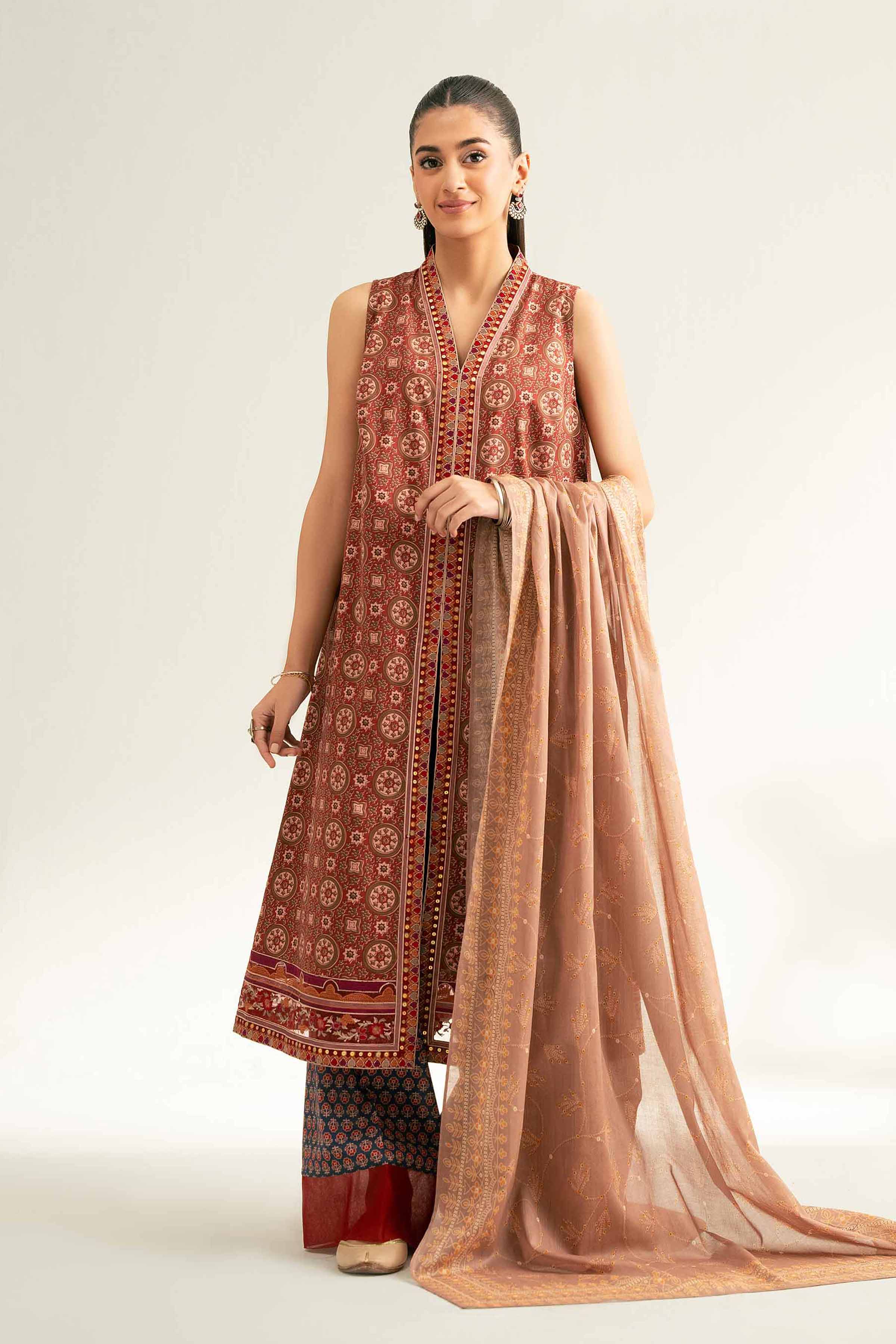 3 Piece - Embroidered Suit - 42519177