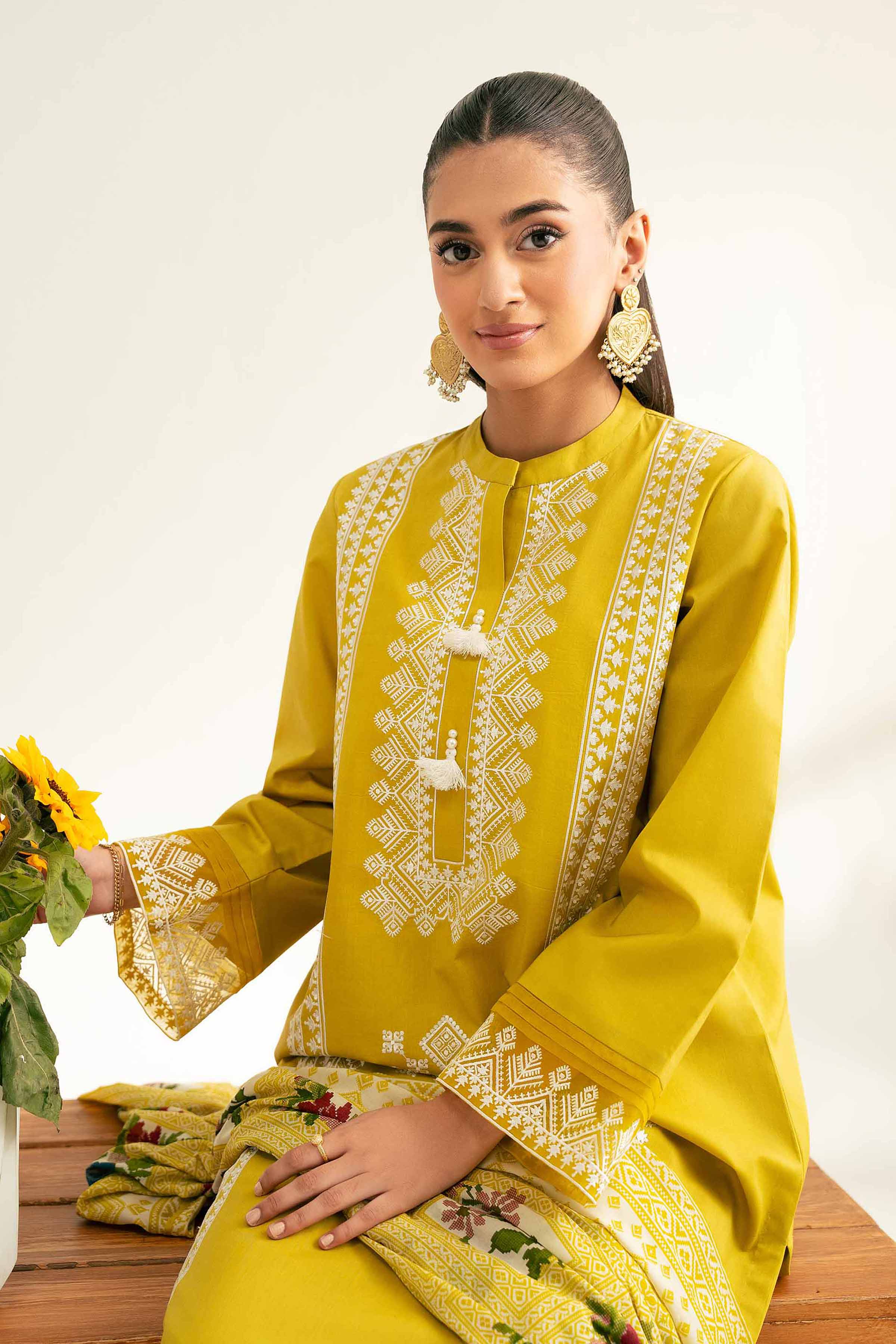 3 Piece - Printed Embroidered Suit - 42501649