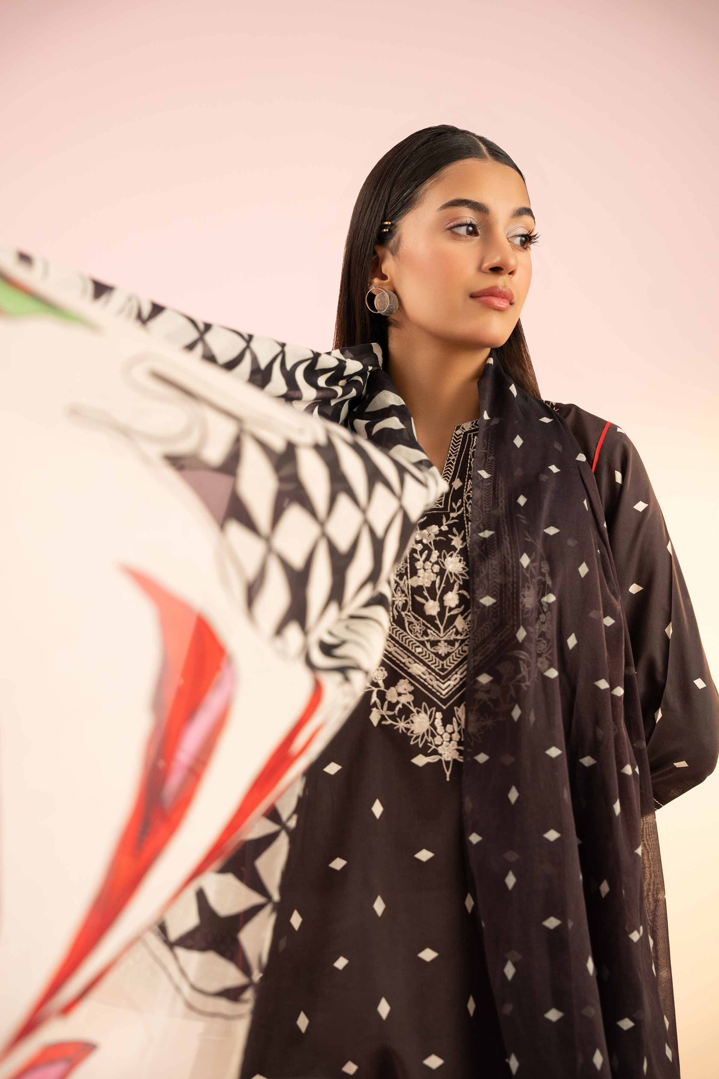 1846-2-Piece-Printed-Embroidered-Suit-PS25-75-6.jpg 2 Piece - Printed Embroidered Suit - PS25-75