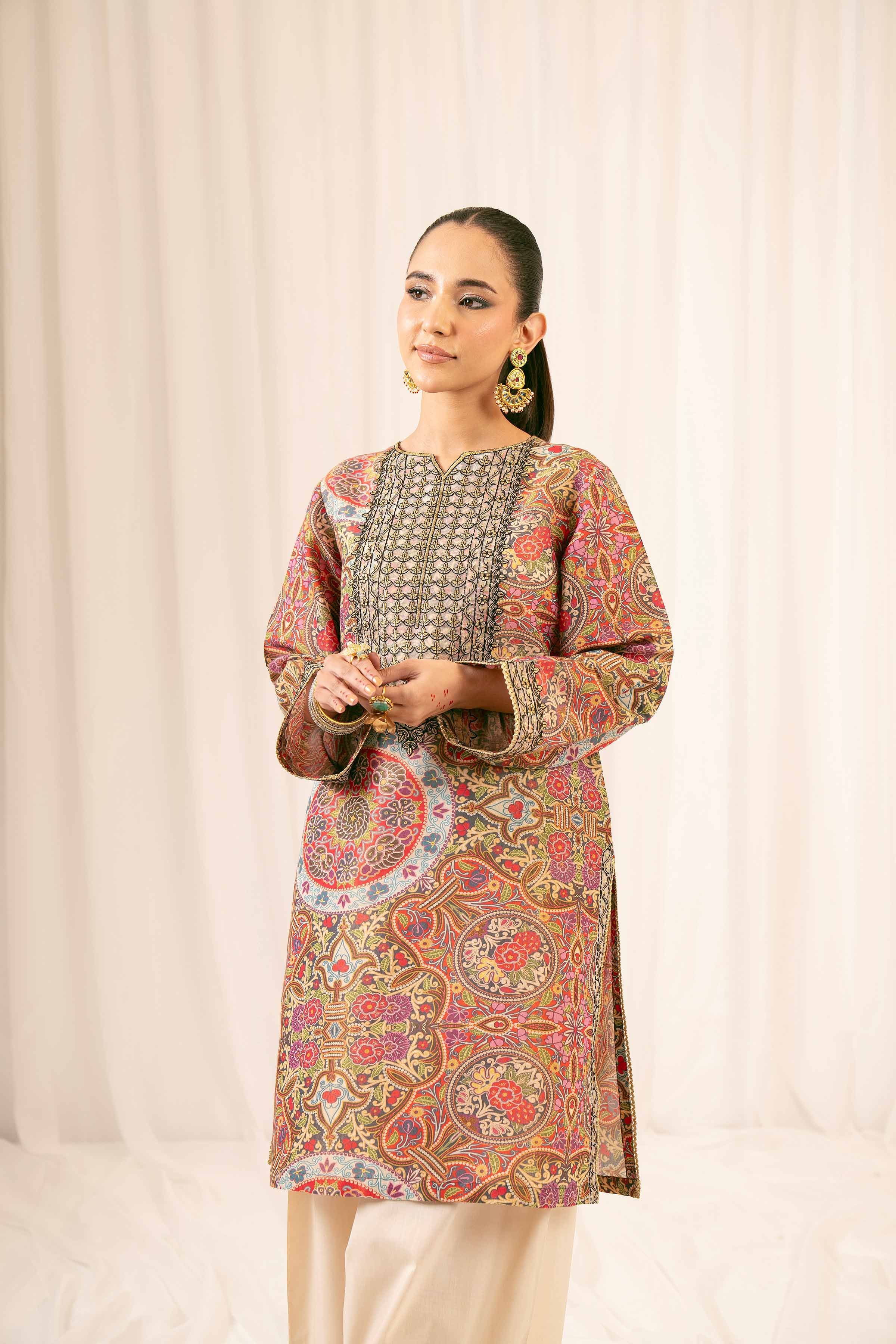 1858-2-Piece-Printed-Embroidered-Suit-PFE25-05-2.jpg 2 Piece - Printed Embroidered Suit - PFE25-05