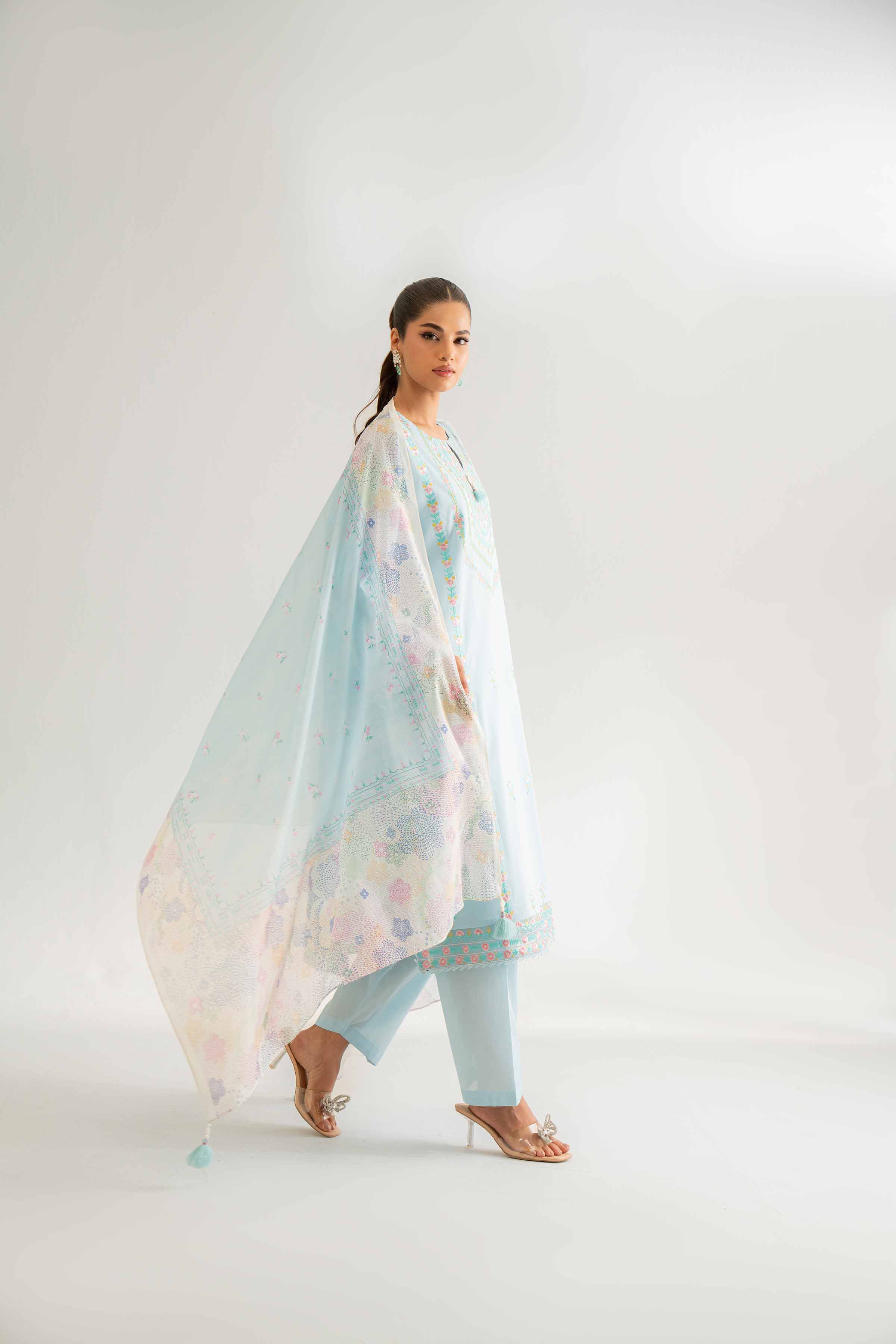 1922-3-Piece-Digital-Printed-Embroidered-Suit-42501586-5.jpg 3 Piece - Digital Printed Embroidered Suit - 42501586