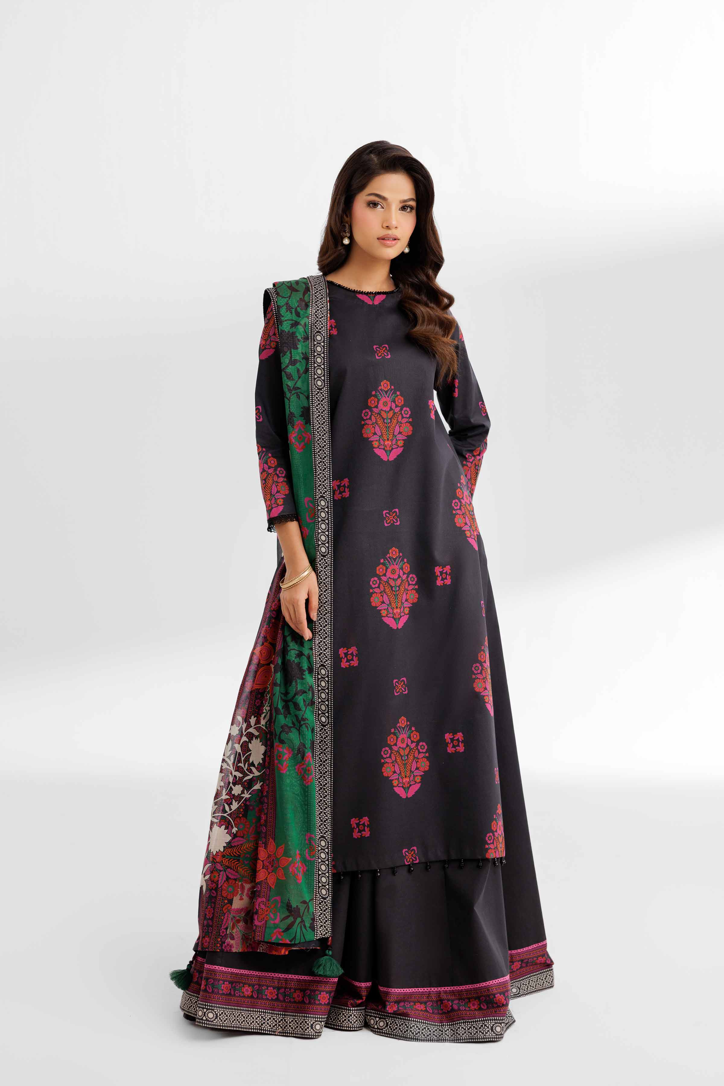 1924-3-Piece-Printed-Loose-Fabric-42503349-2.jpg 3 Piece - Printed Loose Fabric - 42503349