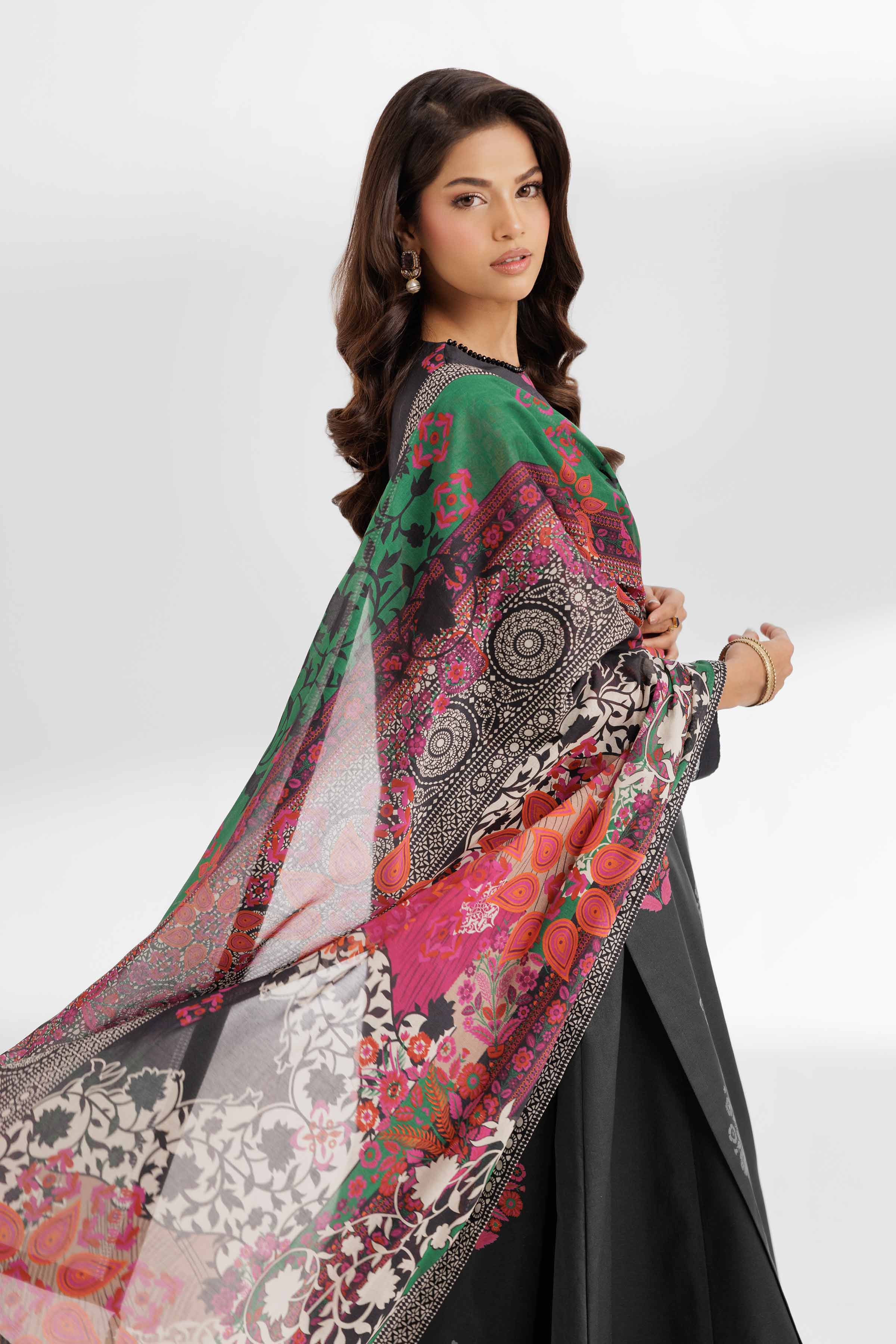 1924-3-Piece-Printed-Loose-Fabric-42503349-4.jpg 3 Piece - Printed Loose Fabric - 42503349