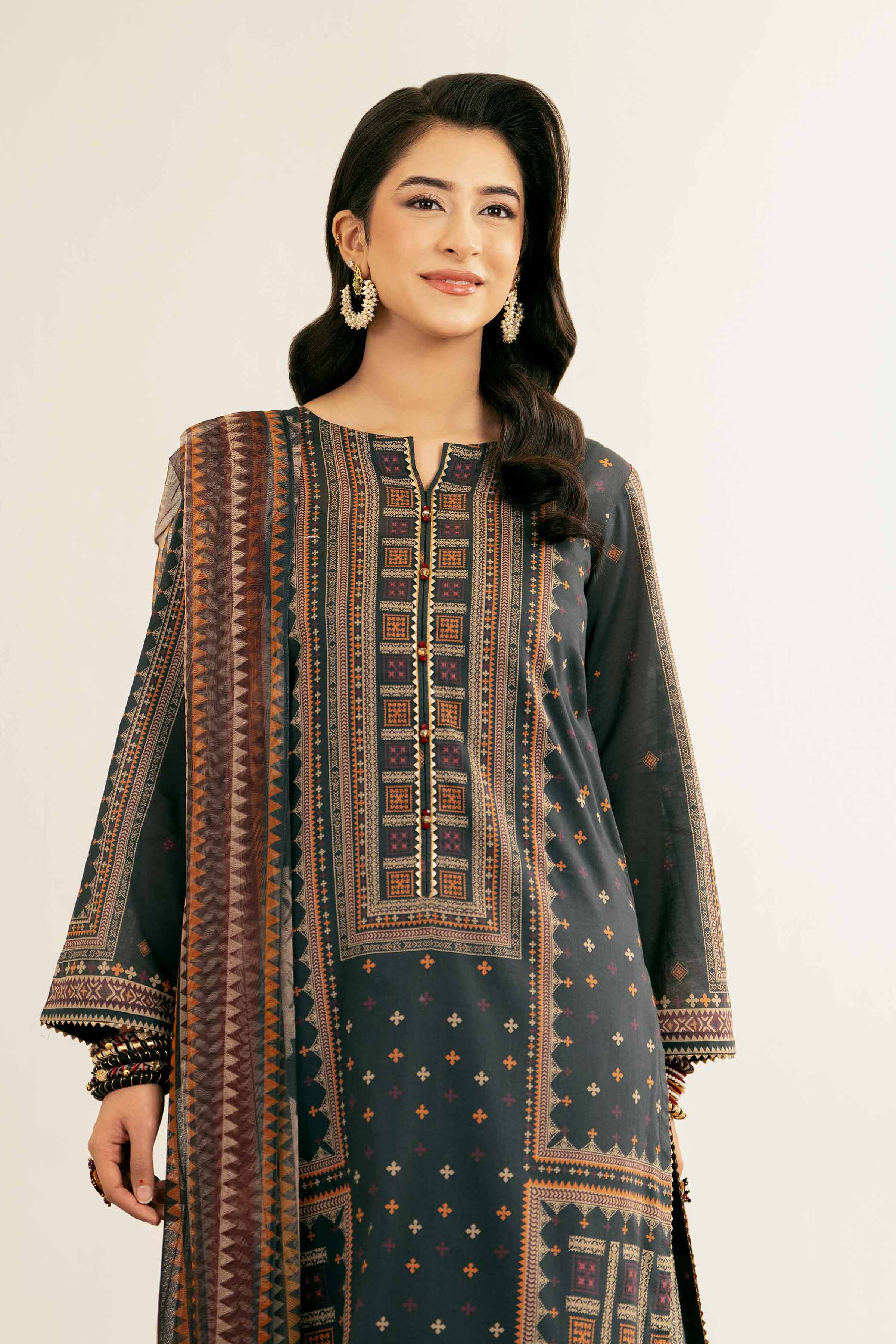 1972-3-Piece-Printed-Suit-PE25-164-2.jpg 3 Piece - Printed Suit - PE25-164