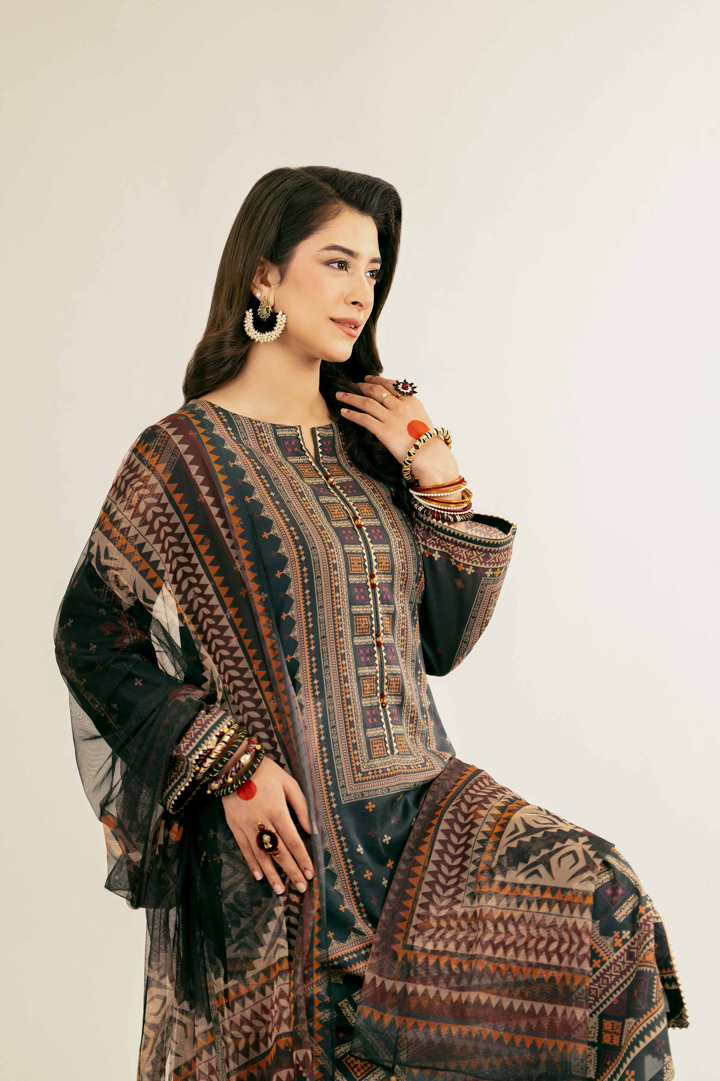 1972-3-Piece-Printed-Suit-PE25-164-5.jpg 3 Piece - Printed Suit - PE25-164