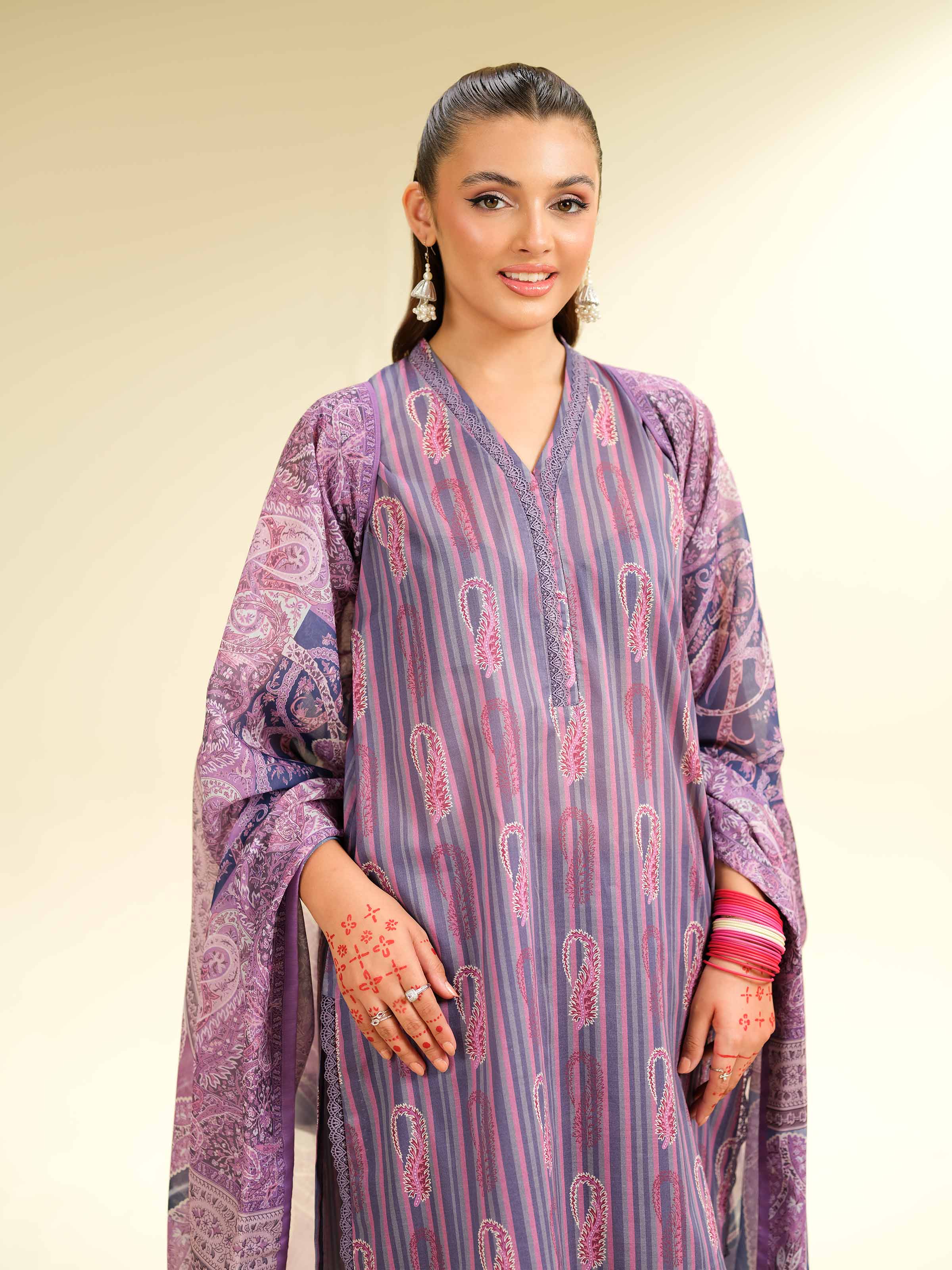 220-3-Piece-Printed-Suit-42501469-4.jpg 3 Piece - Printed Suit - 42501469