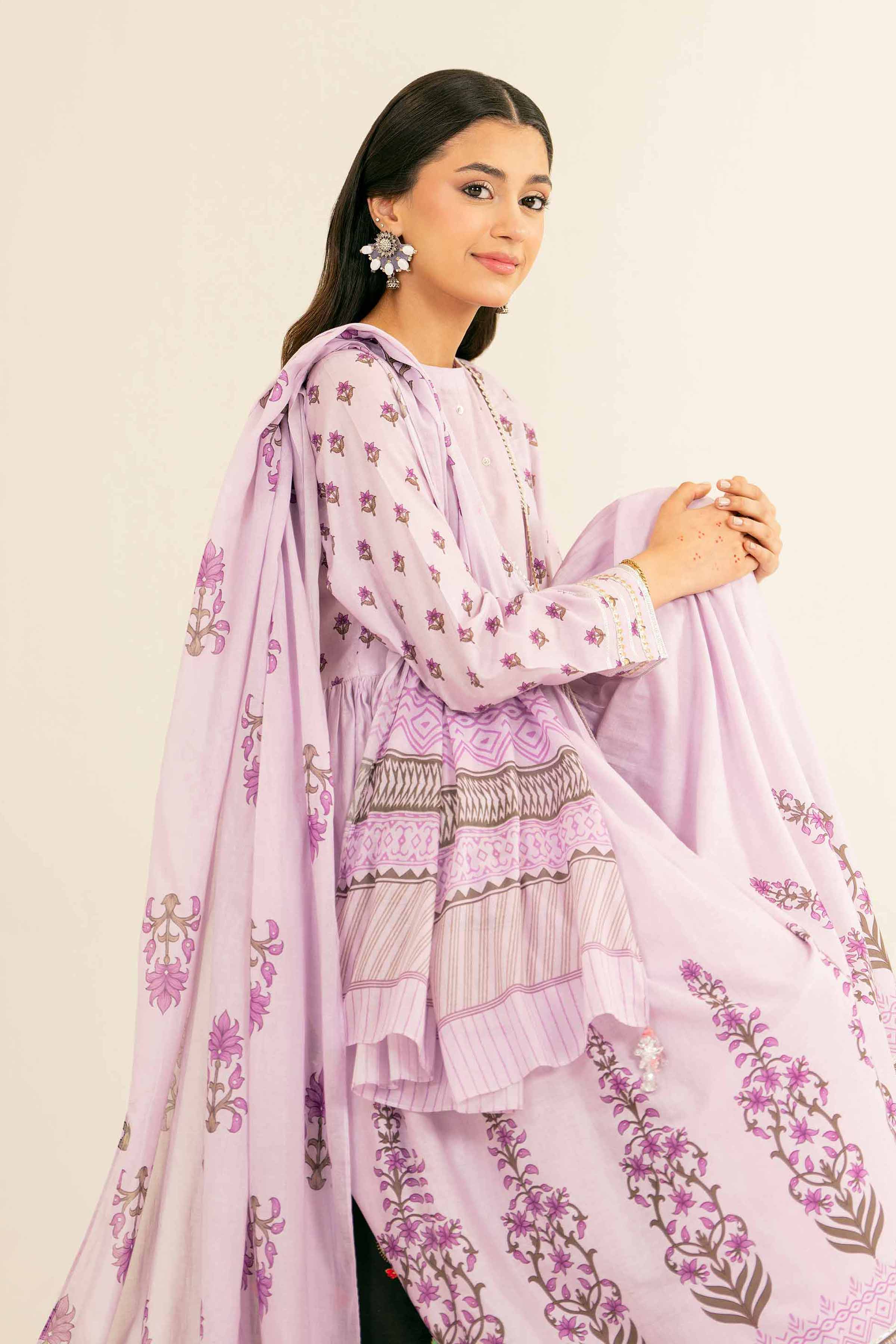 2246-3-Piece-Printed-Suit-PE25-68-1.jpg 3 Piece - Printed Suit - PE25-68