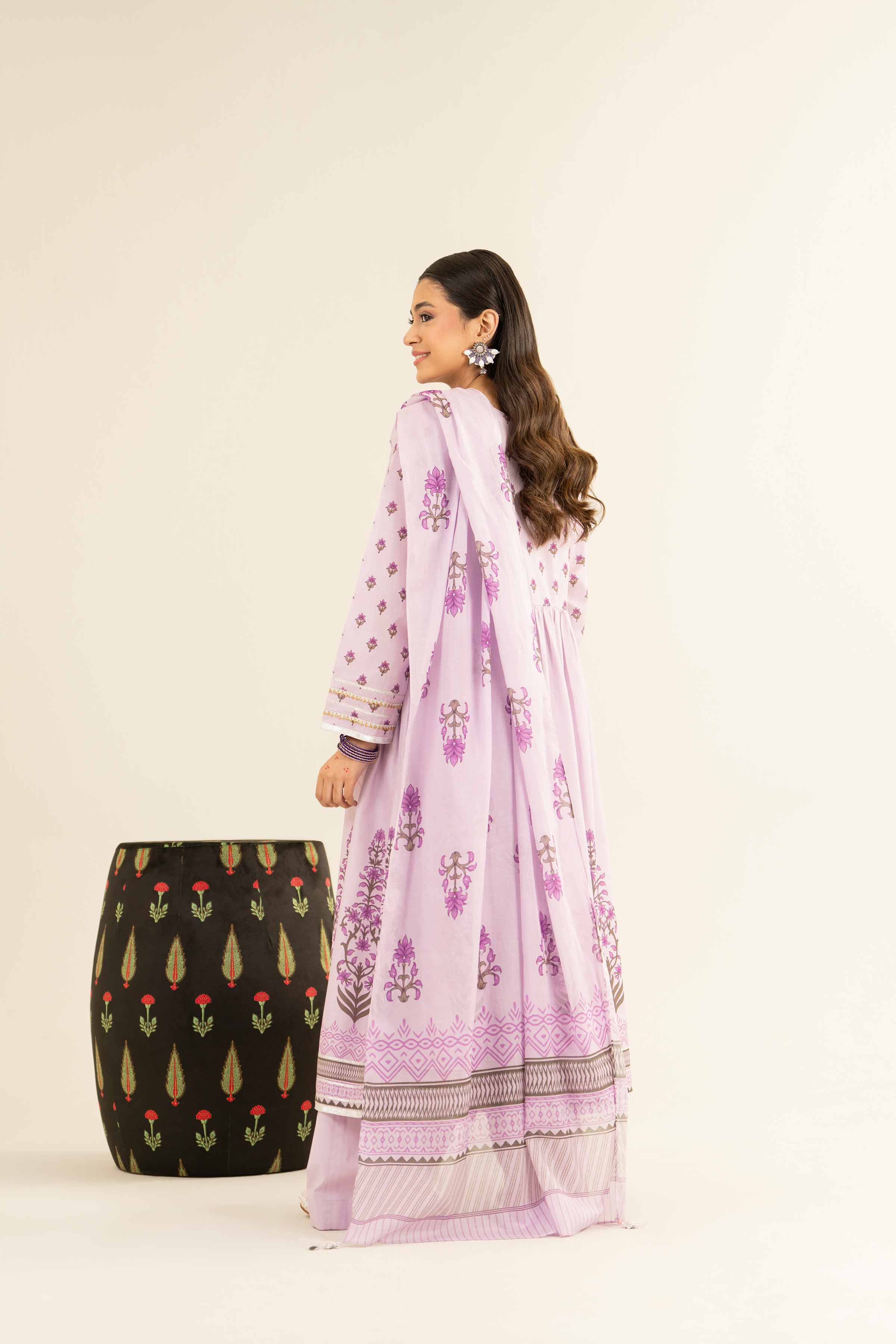 2246-3-Piece-Printed-Suit-PE25-68-3.jpg 3 Piece - Printed Suit - PE25-68