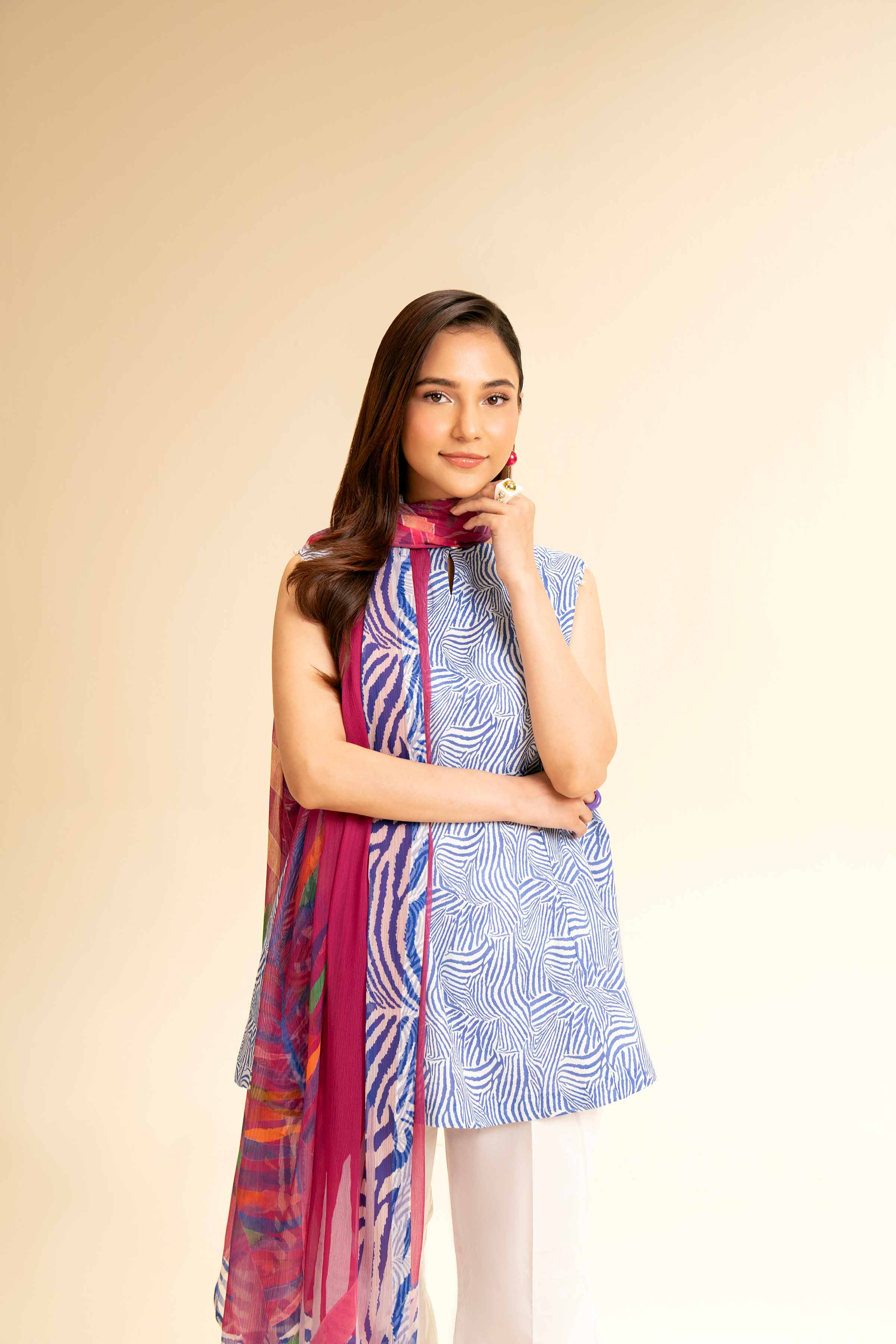 240-3-Piece-Printed-Suit-42501235-6.jpg 3 Piece - Printed Suit - 42501235