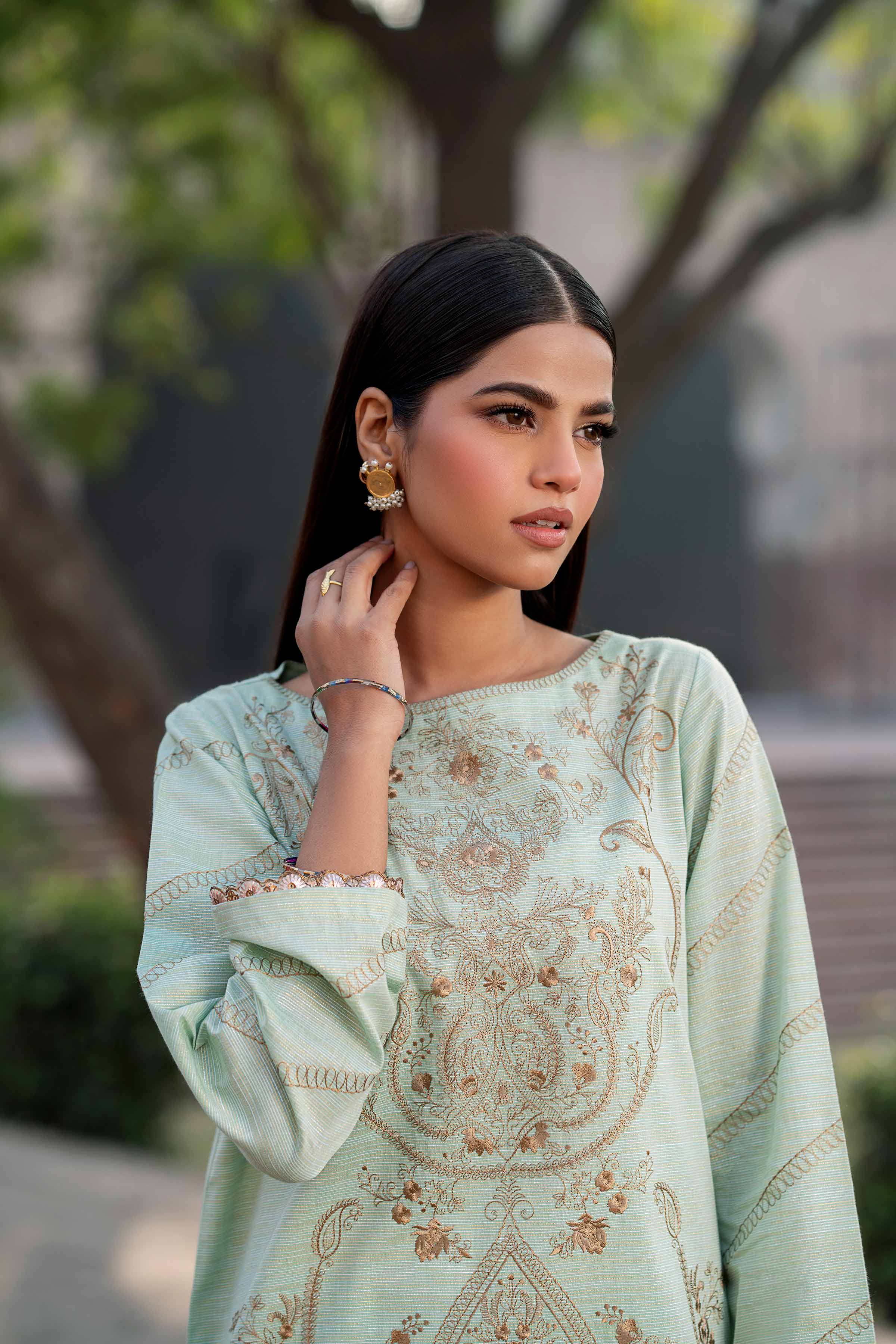 2 Piece - Embroidered Suit - PFE25-23