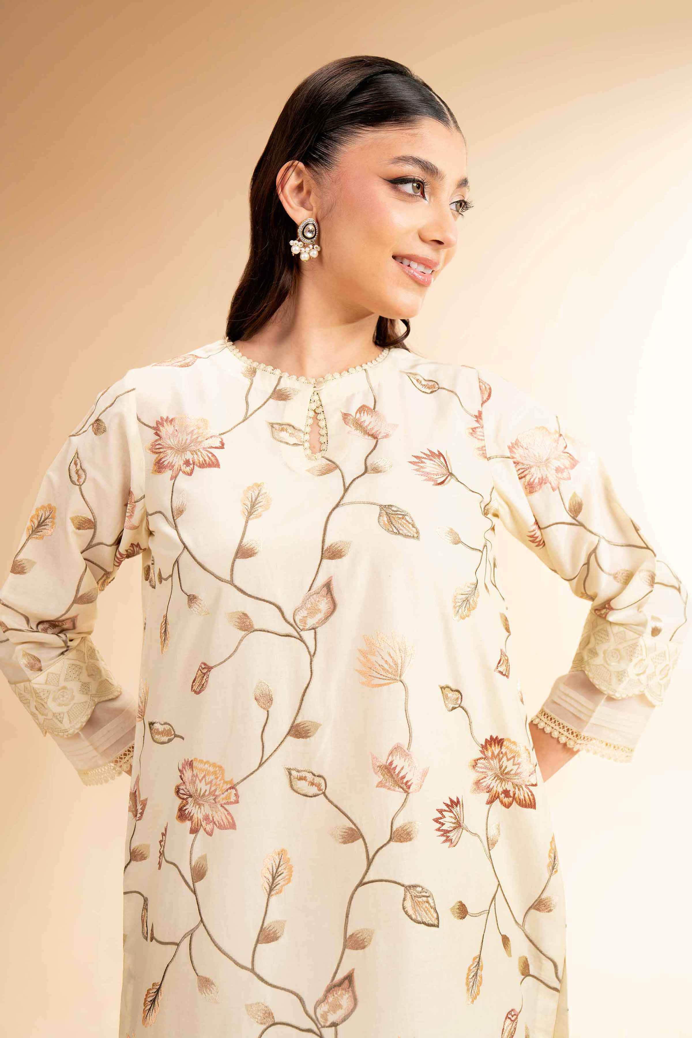 2 Piece - Embroidered Loose Fabric - 42519340