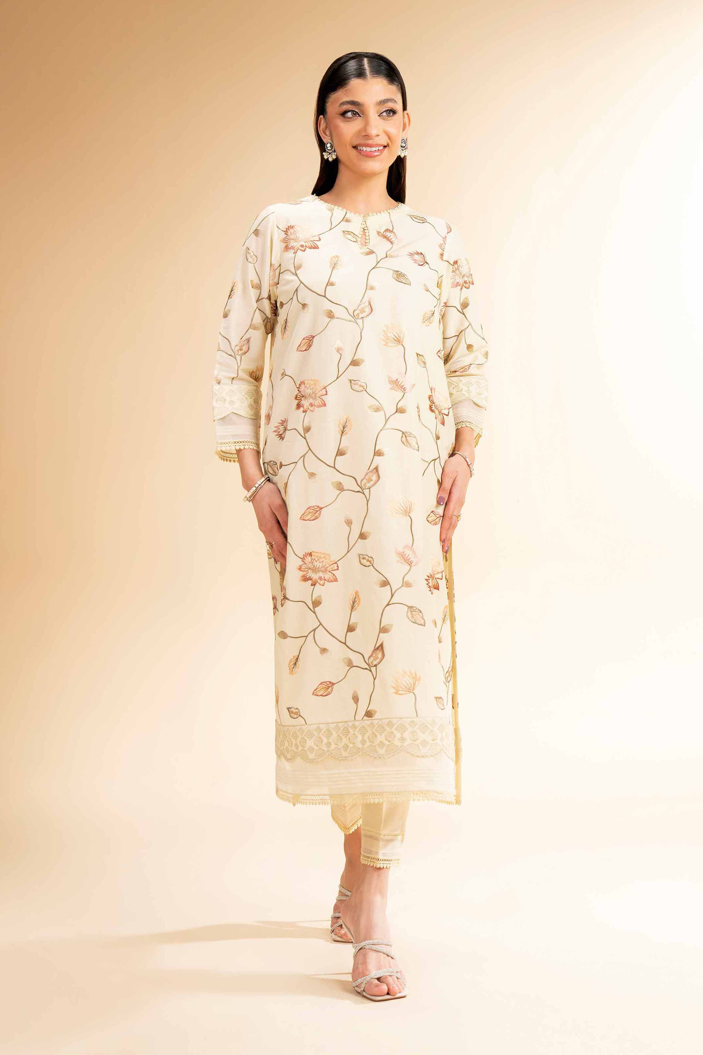 2 Piece - Embroidered Loose Fabric - 42519340