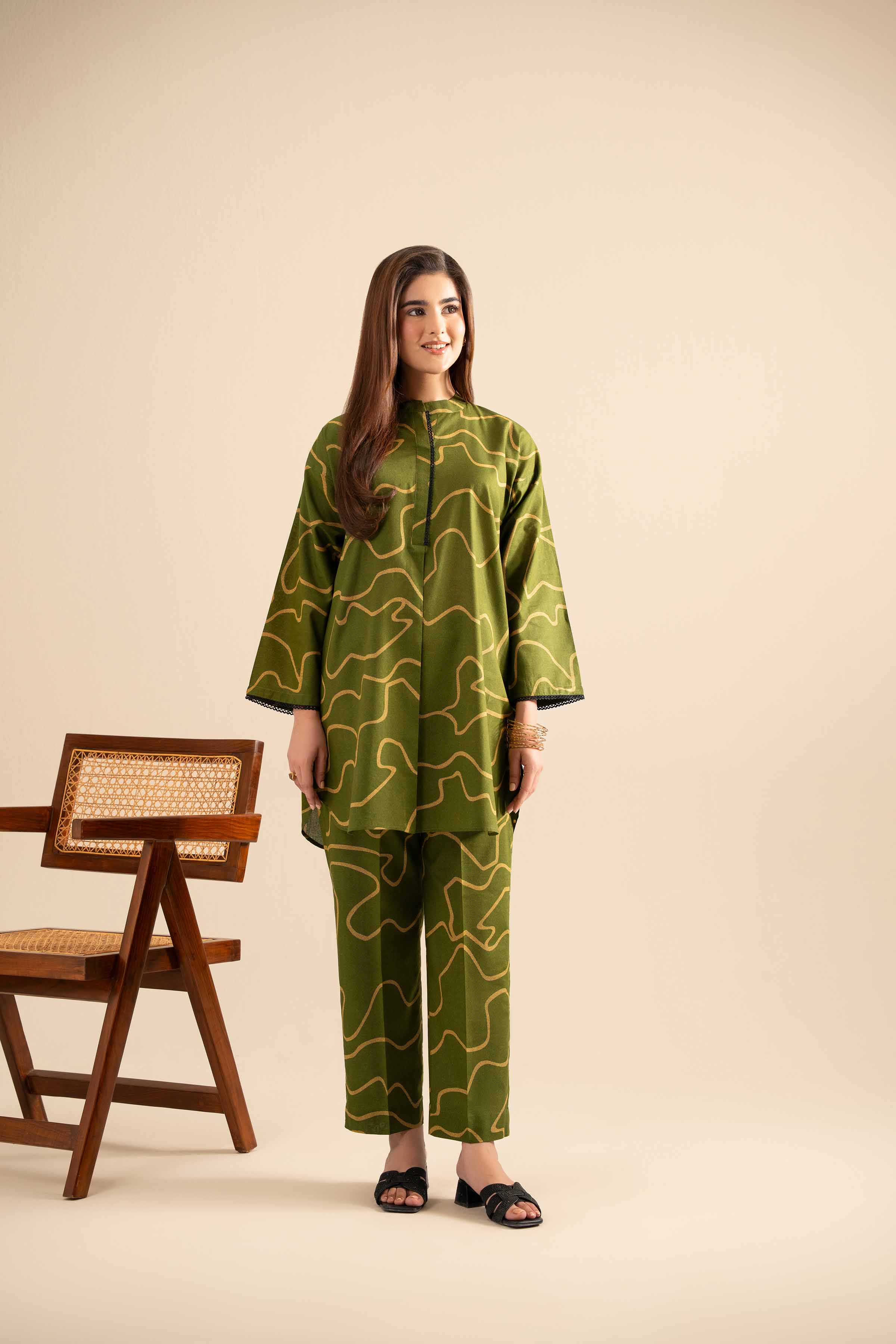 3723-2-Piece-Printed-Suit-PE25-422-5.jpg 2 Piece - Printed Suit - PE25-422