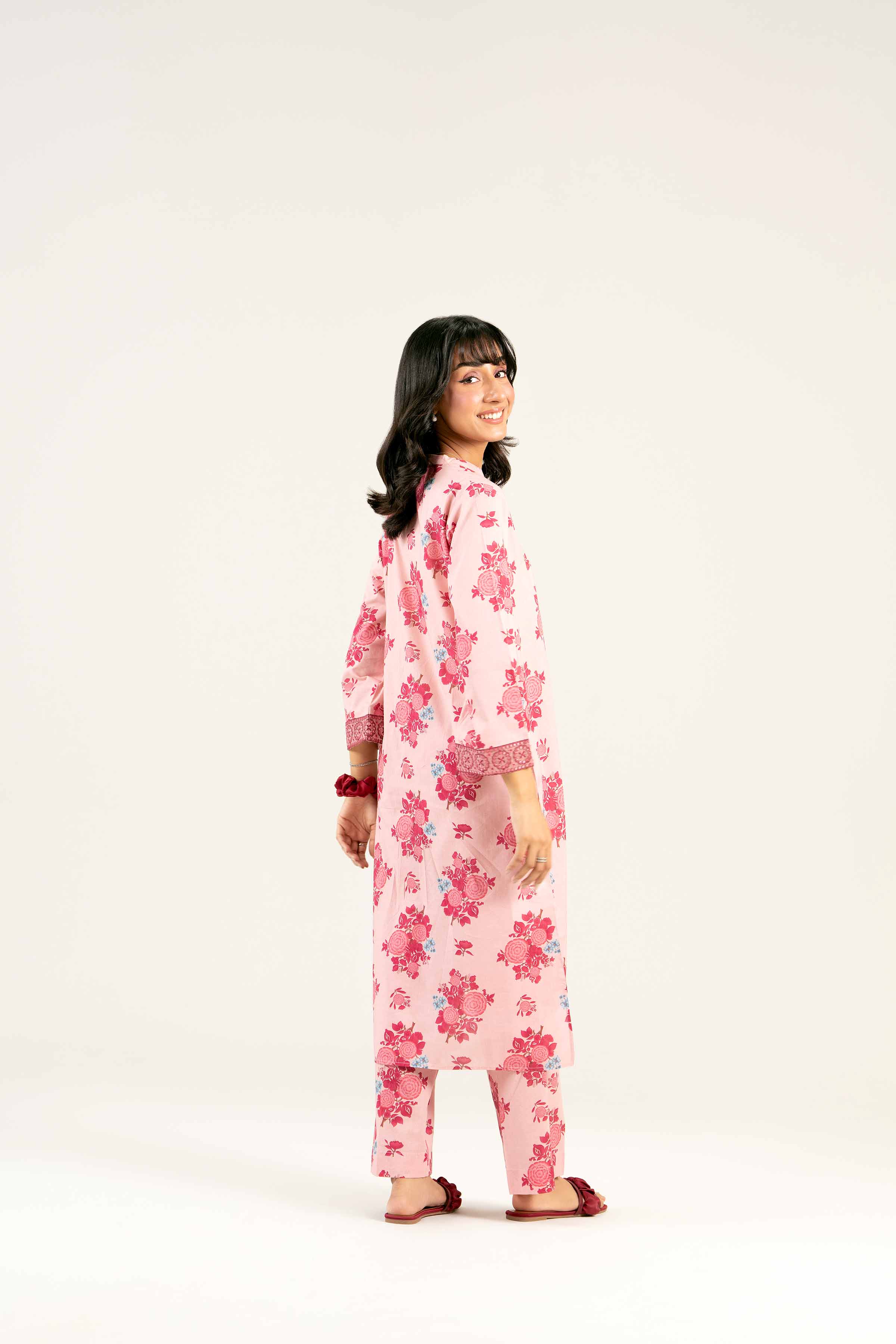 3833-2-Piece-Printed-Embroidered-Suit-PS25-29-3.jpg 2 Piece - Printed Embroidered Suit - PS25-29