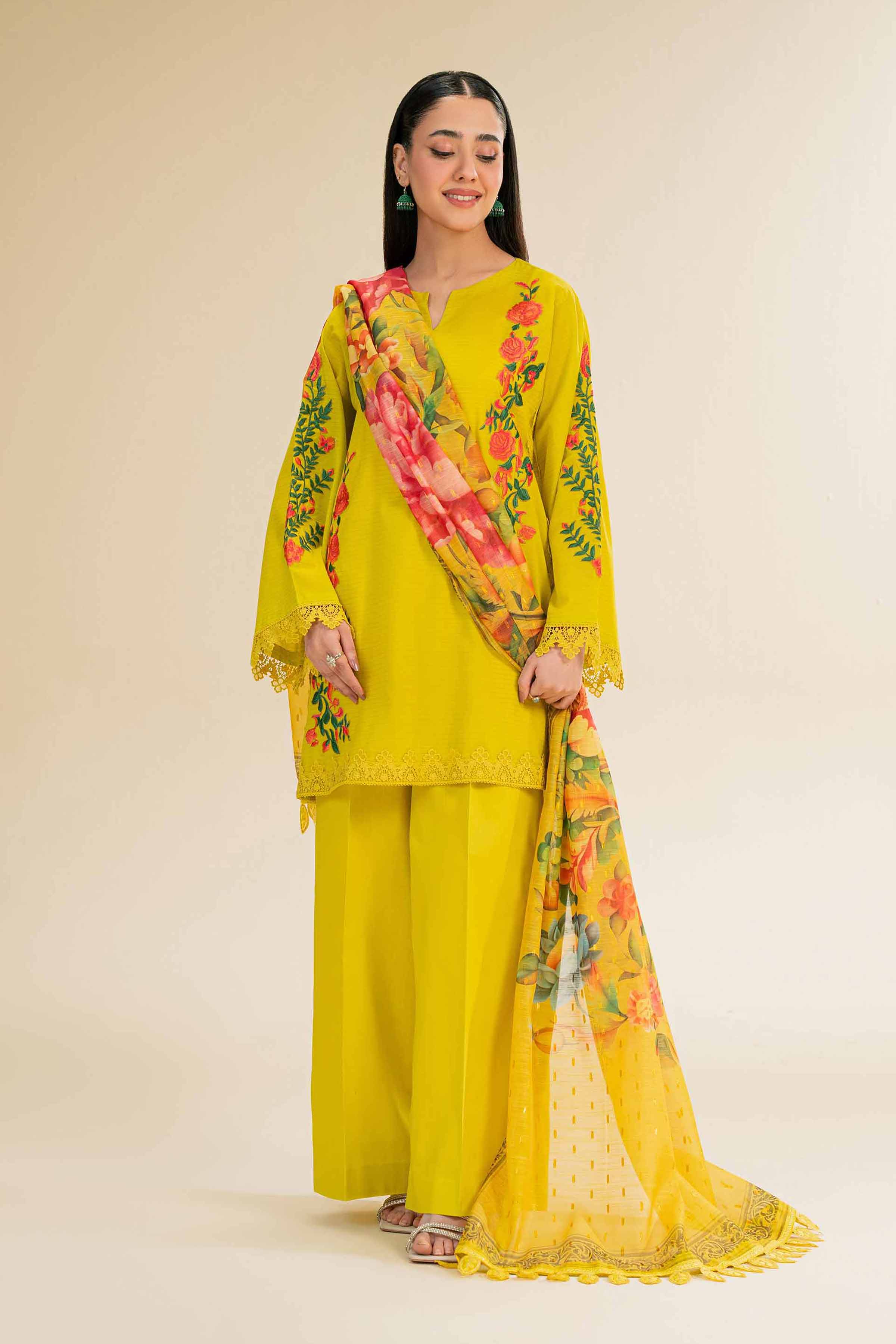 3 Piece - Embroidered Suit - 42501445