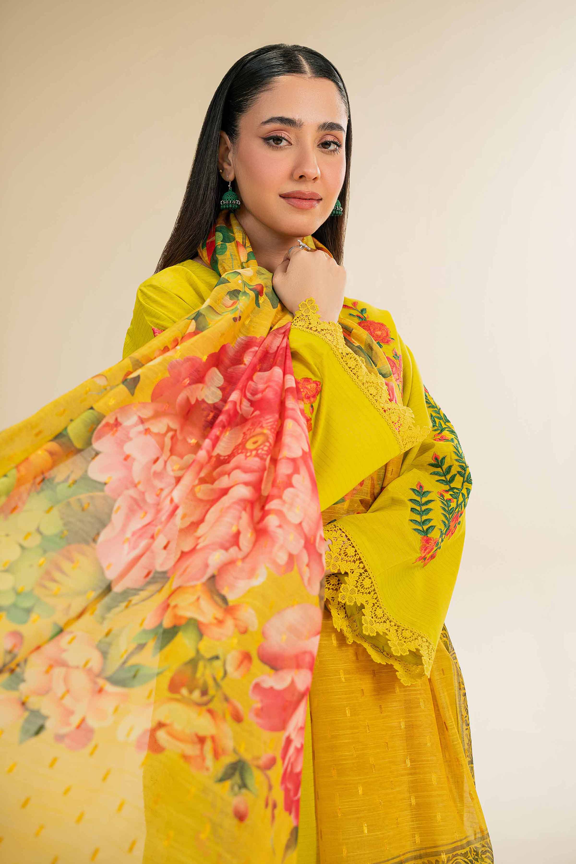 3 Piece - Embroidered Suit - 42501445