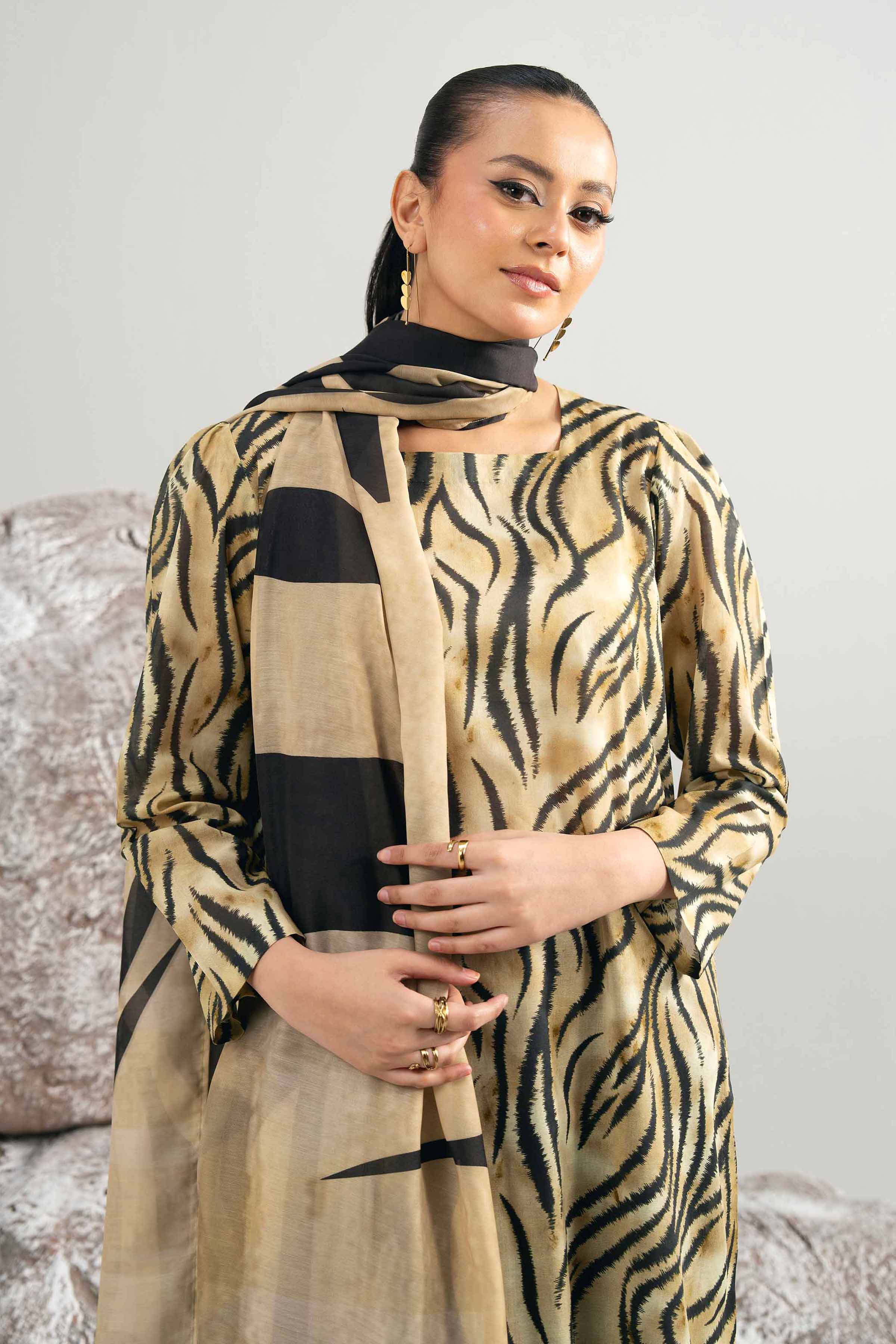 2 Piece - Digital Printed Suit - 42502005