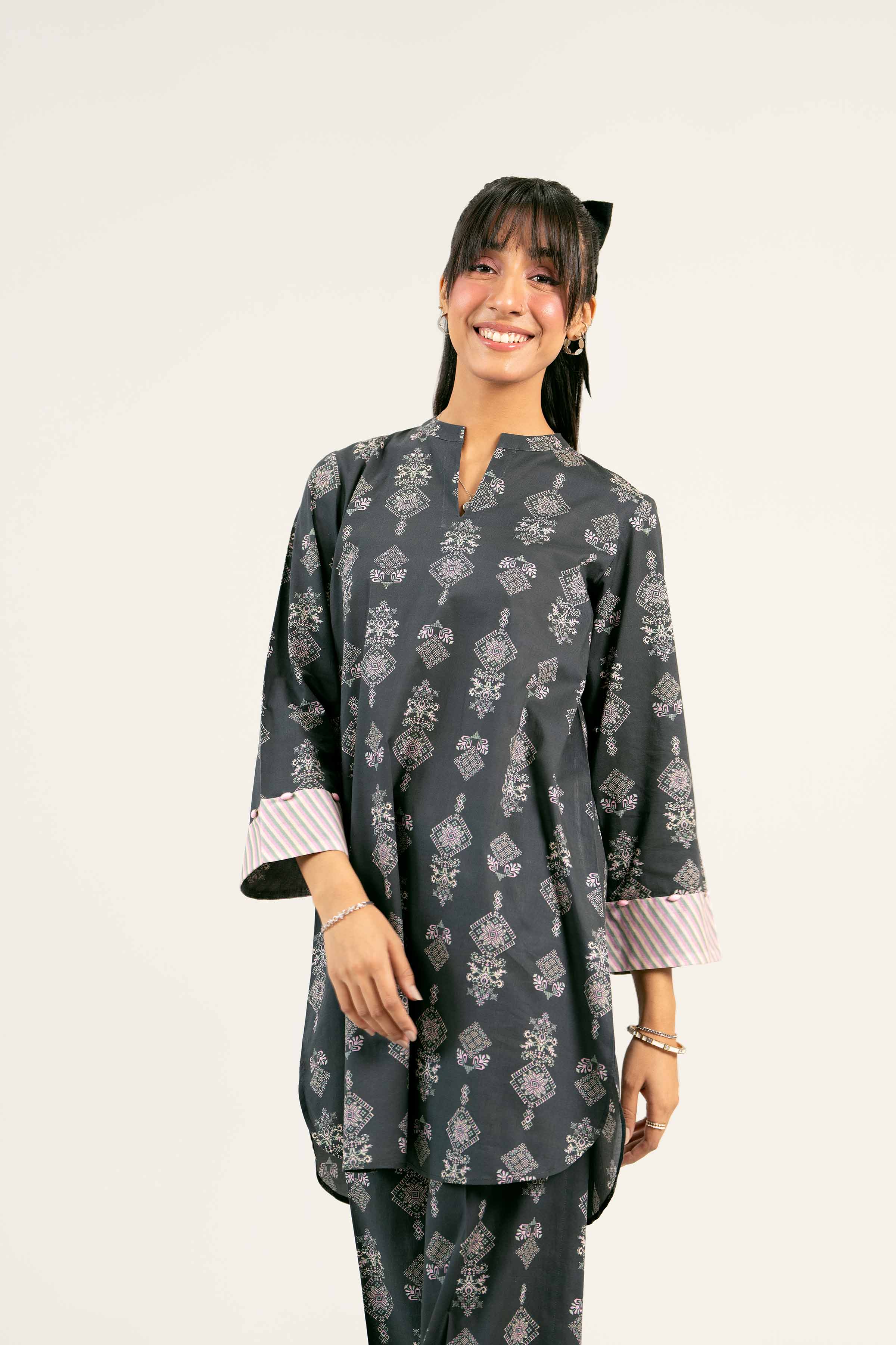 4028-2-Piece-Printed-Suit-PS25-14-5.jpg 2 Piece - Printed Suit - PS25-14