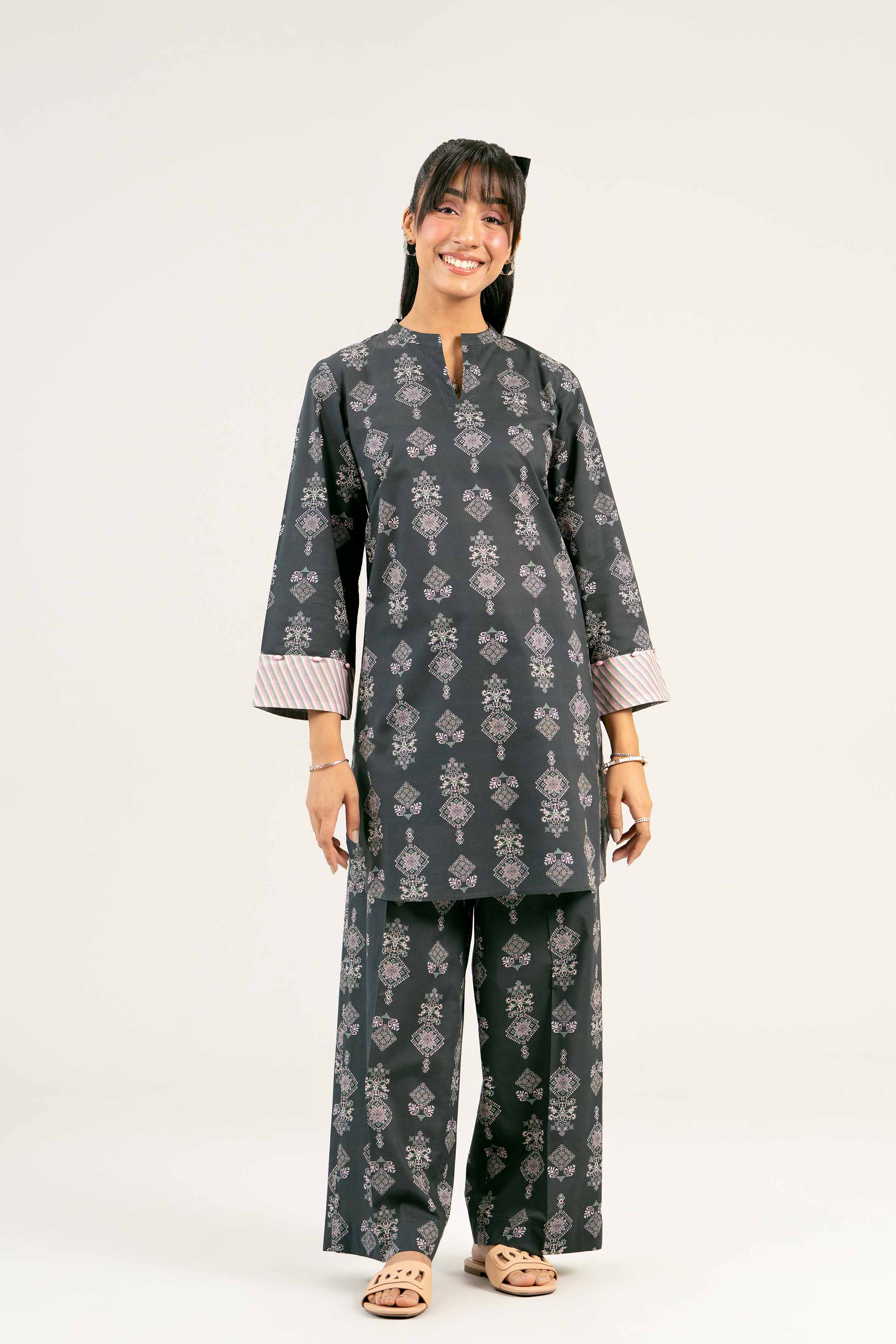 4028-2-Piece-Printed-Suit-PS25-14-6.jpg 2 Piece - Printed Suit - PS25-14