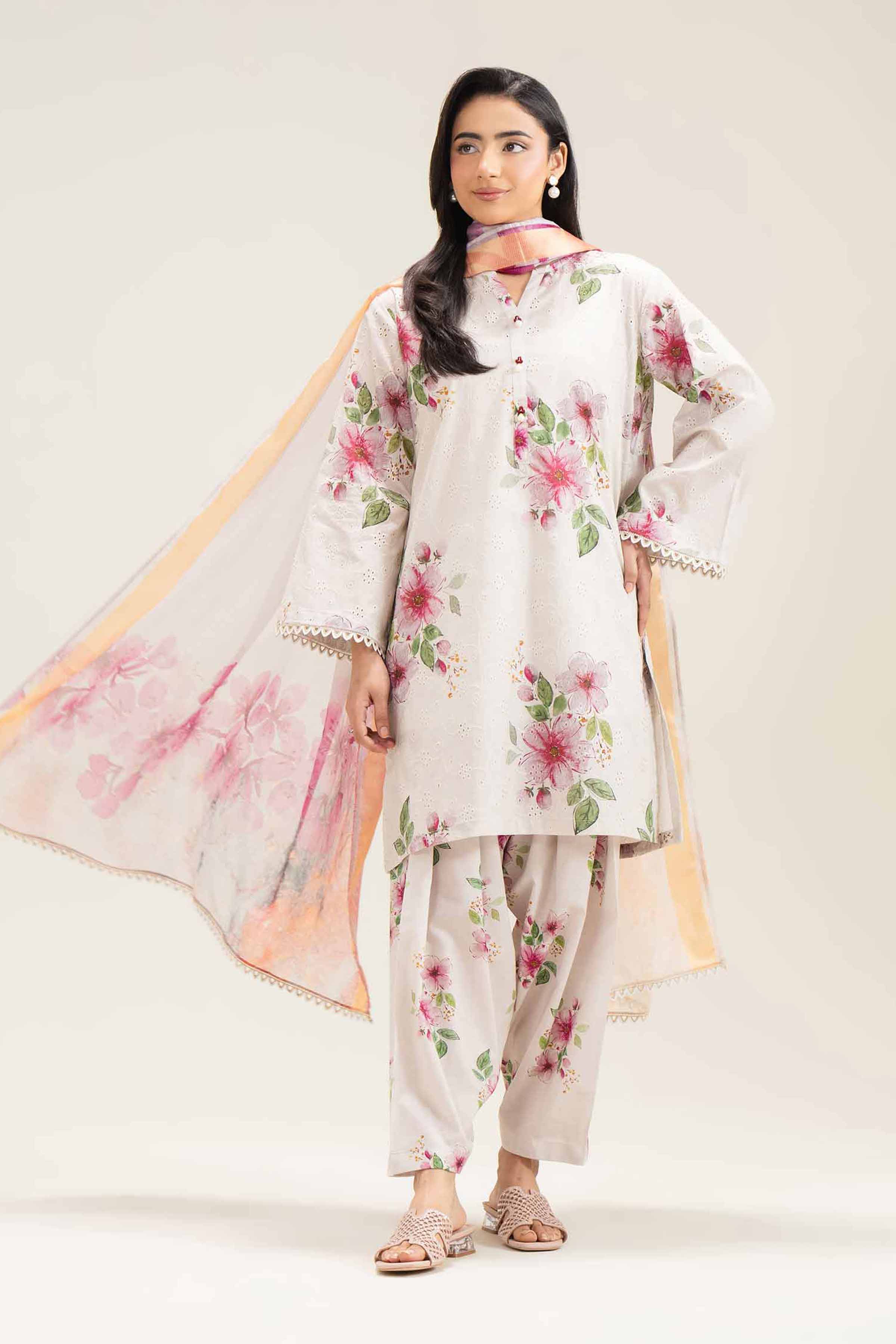4107-3-Piece-Printed-Suit-PE25-250-1.jpg 3 Piece - Printed Suit - PE25-250