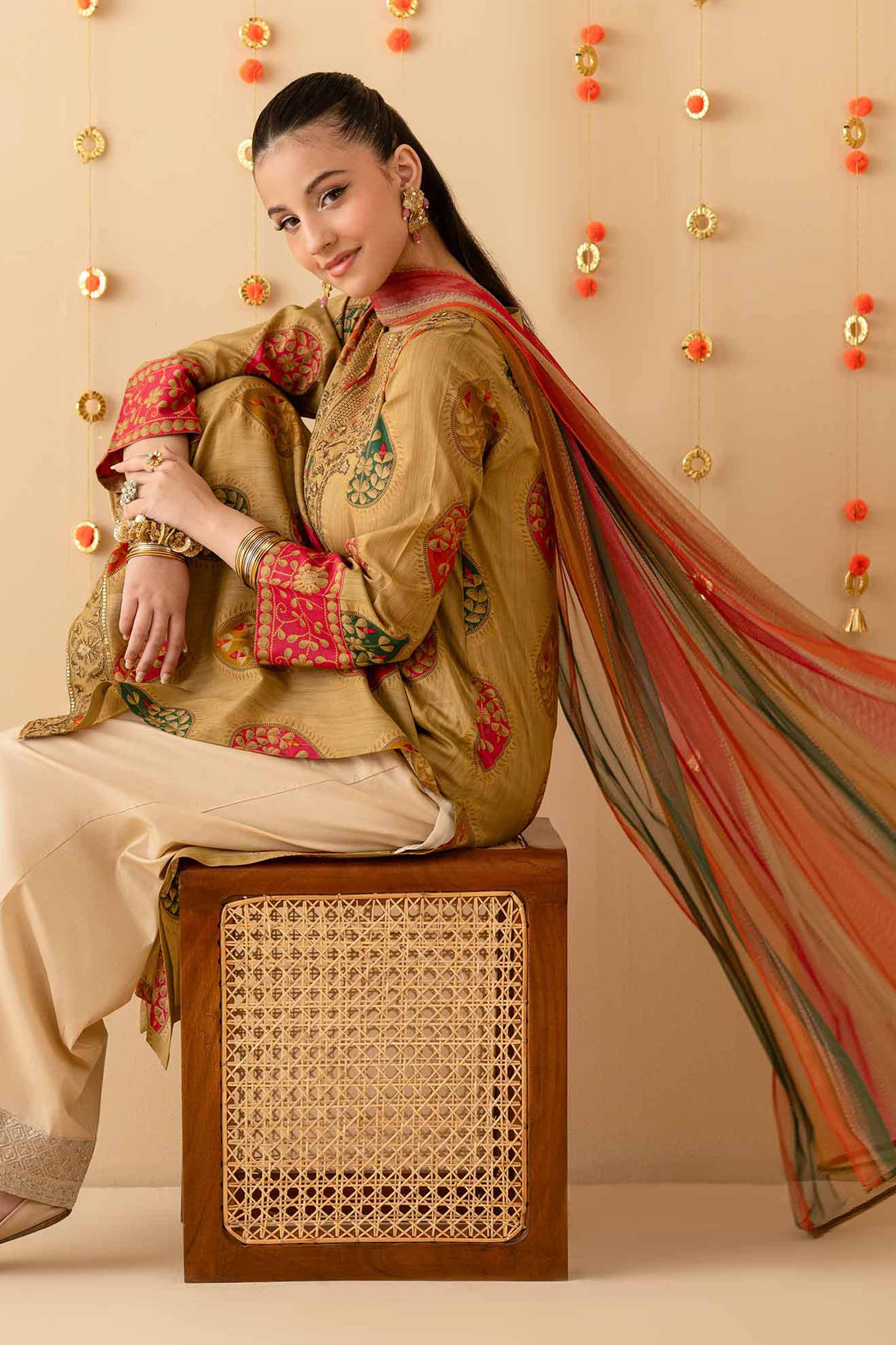 2 Piece - Printed Embroidered Suit - PE25-276