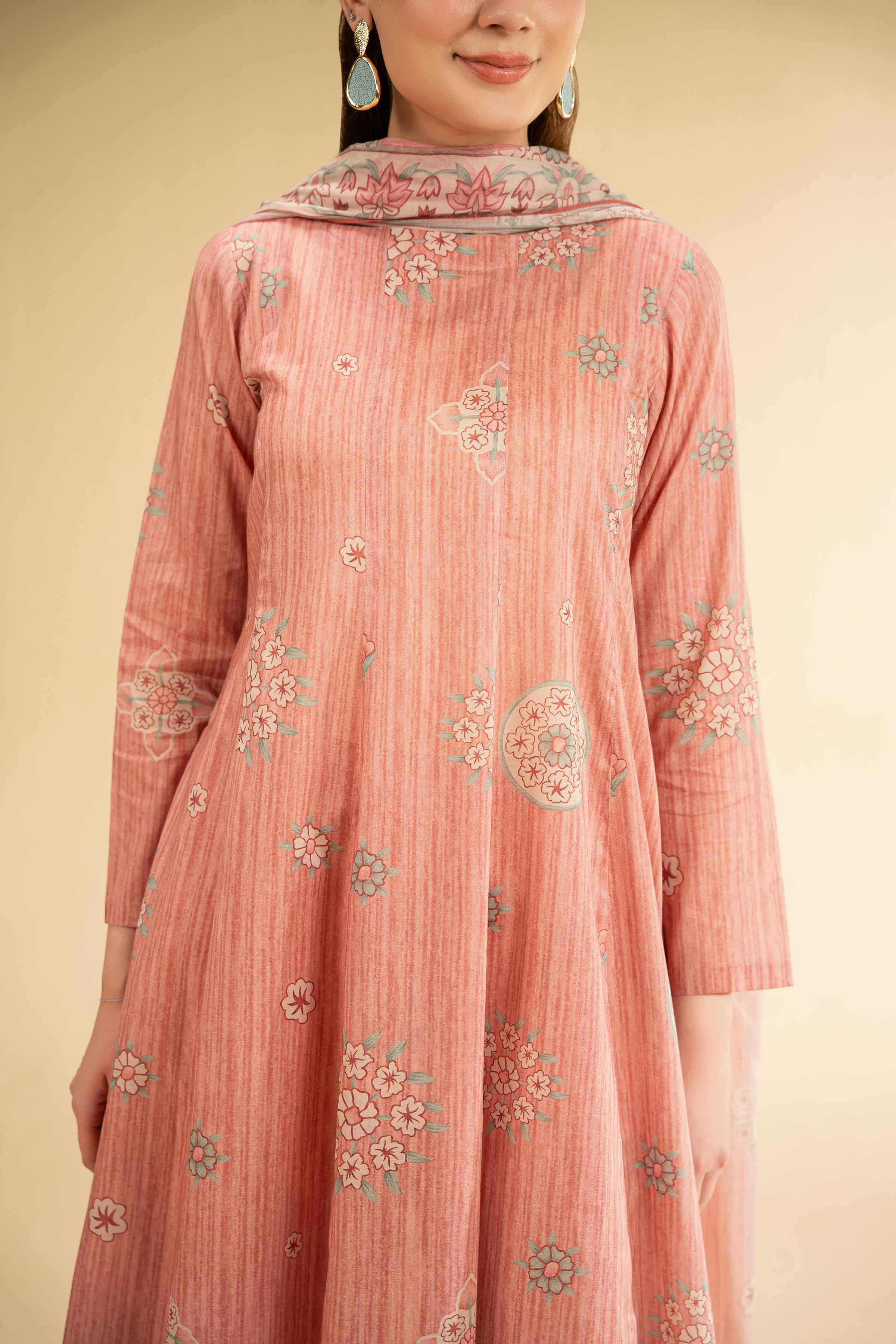 45-2-Piece-Printed-Suit-42501696-4.jpg 2 Piece - Printed Suit - 42501696