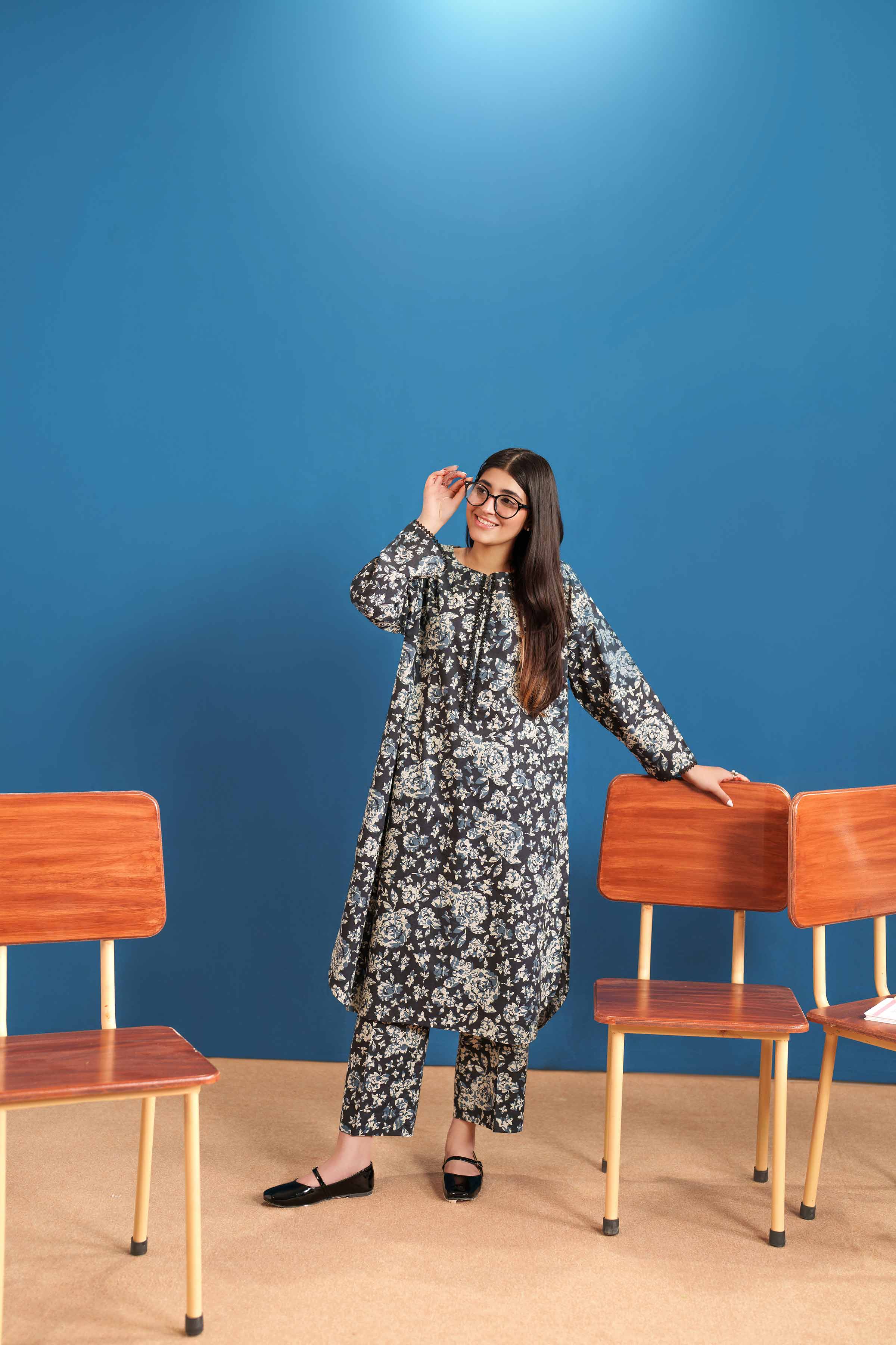 4587-2-Piece-Printed-Suit-PE25-532-4.jpg 2 Piece - Printed Suit - PE25-532