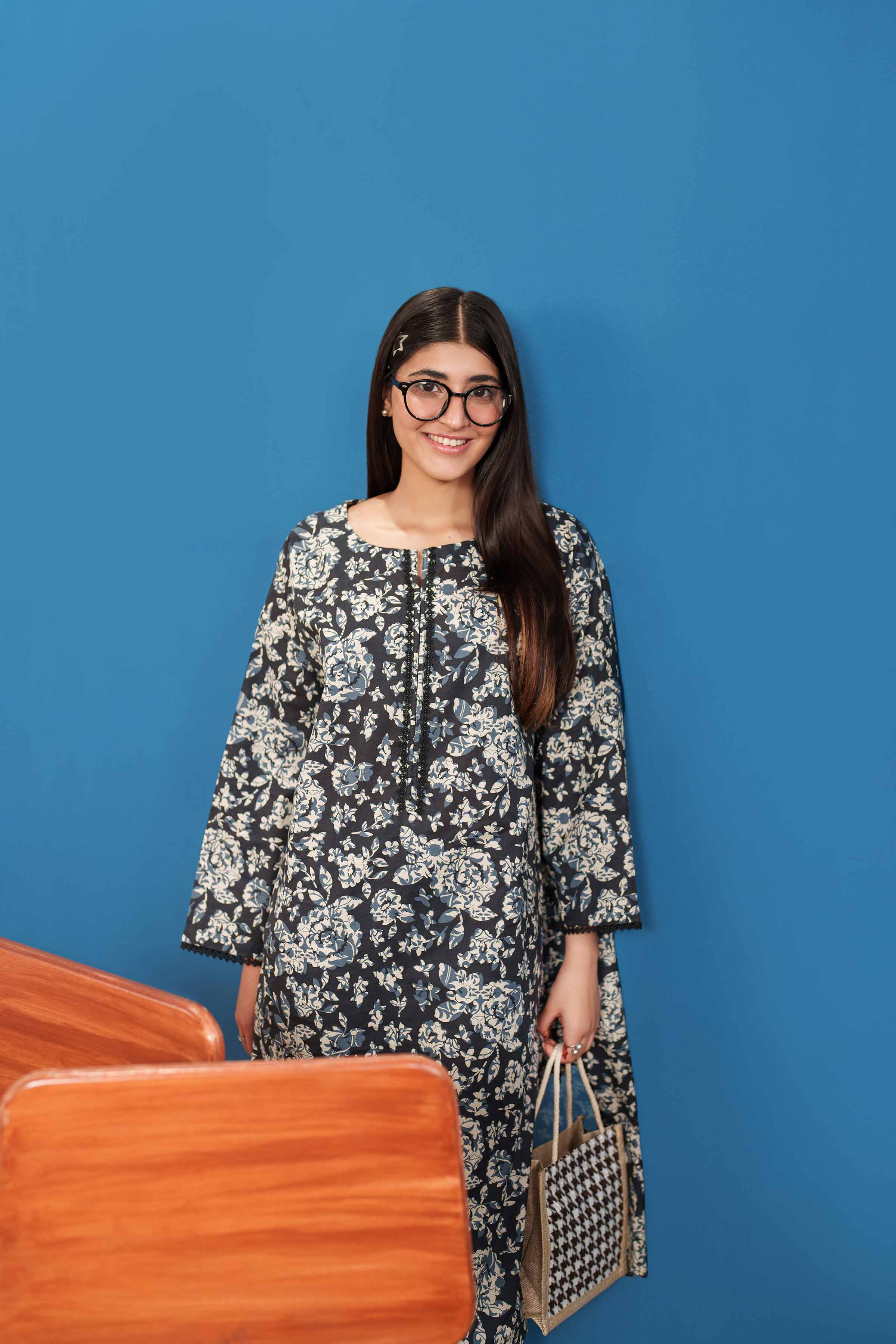 4587-2-Piece-Printed-Suit-PE25-532-5.jpg 2 Piece - Printed Suit - PE25-532