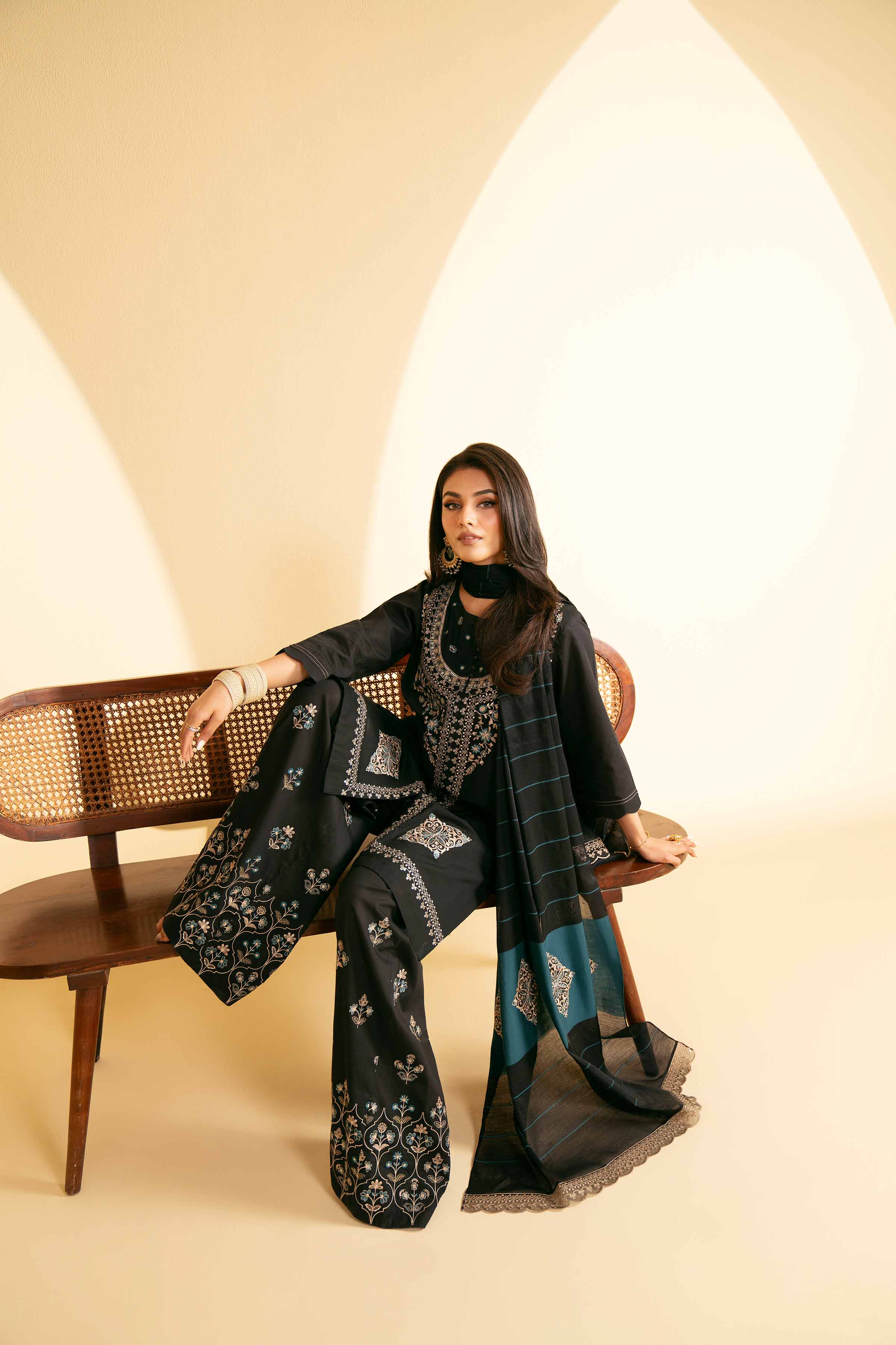 4780-3-Piece-Embroidered-Suit-KFE25-71-7.jpg 3 Piece - Embroidered Suit - KFE25-71