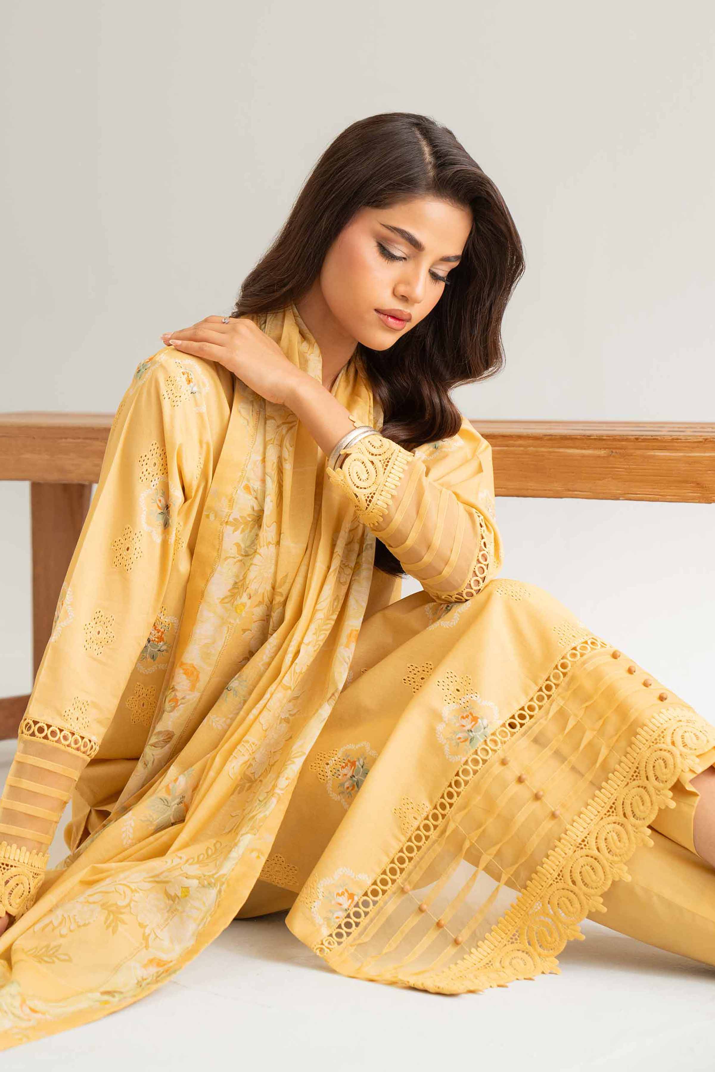 4957-3-Piece-Digital-Printed-Suit-42501894-1.jpg 3 Piece - Digital Printed Suit - 42501894